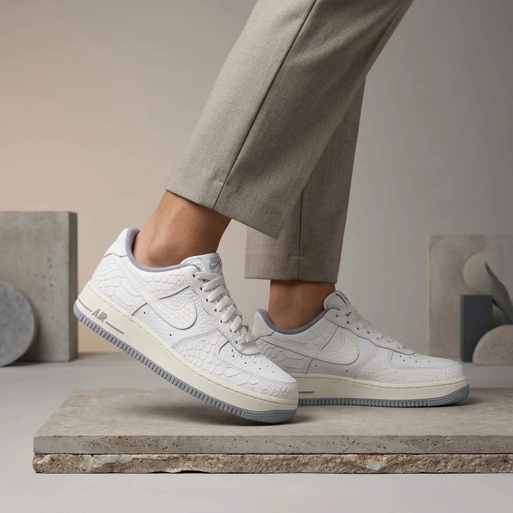 Кросівки жіночі Nike Af1 07 Low White Python (DX2678-100)