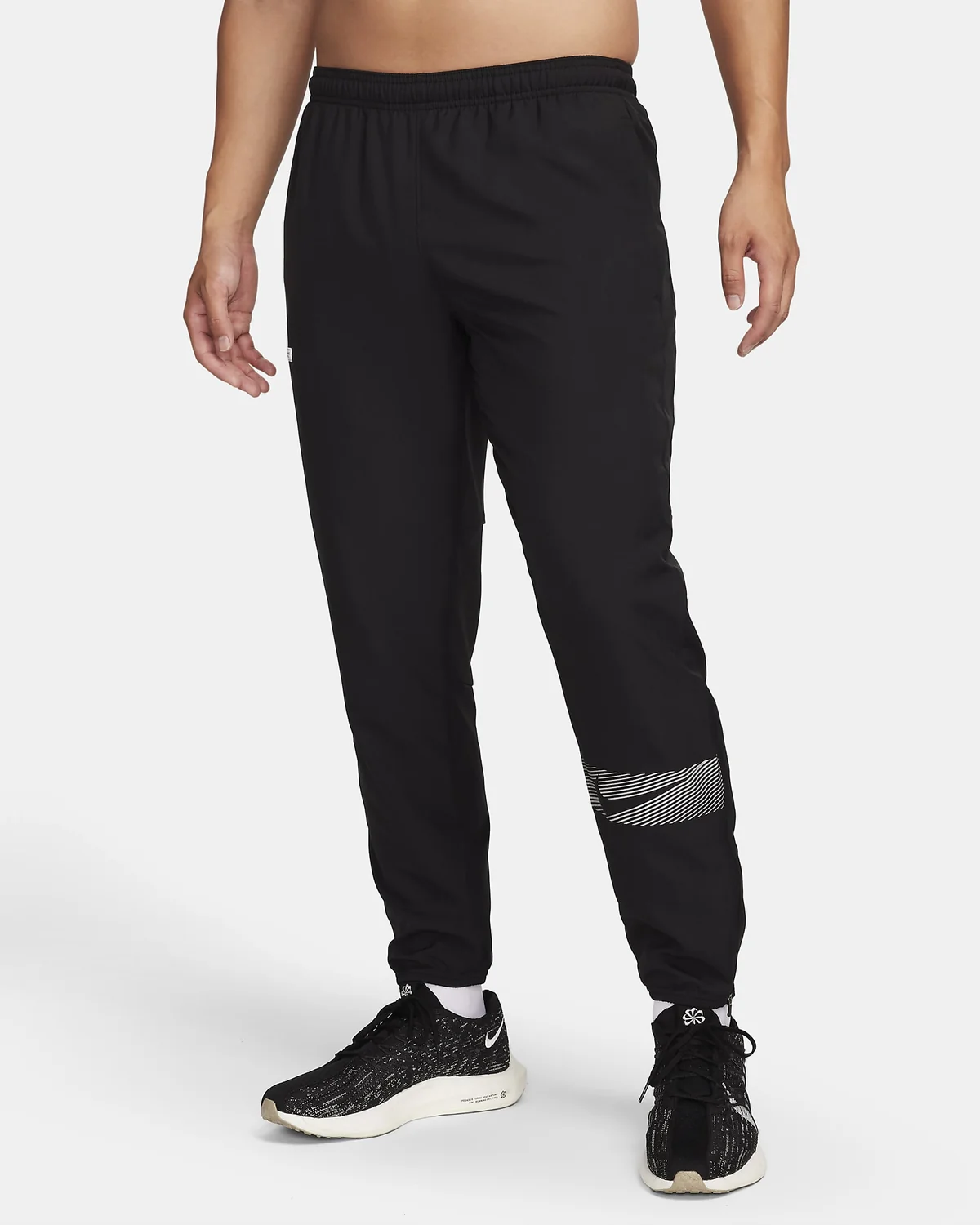 Брюки чоловічі Nike Dri-Fit Woven Running (FB8560-010)