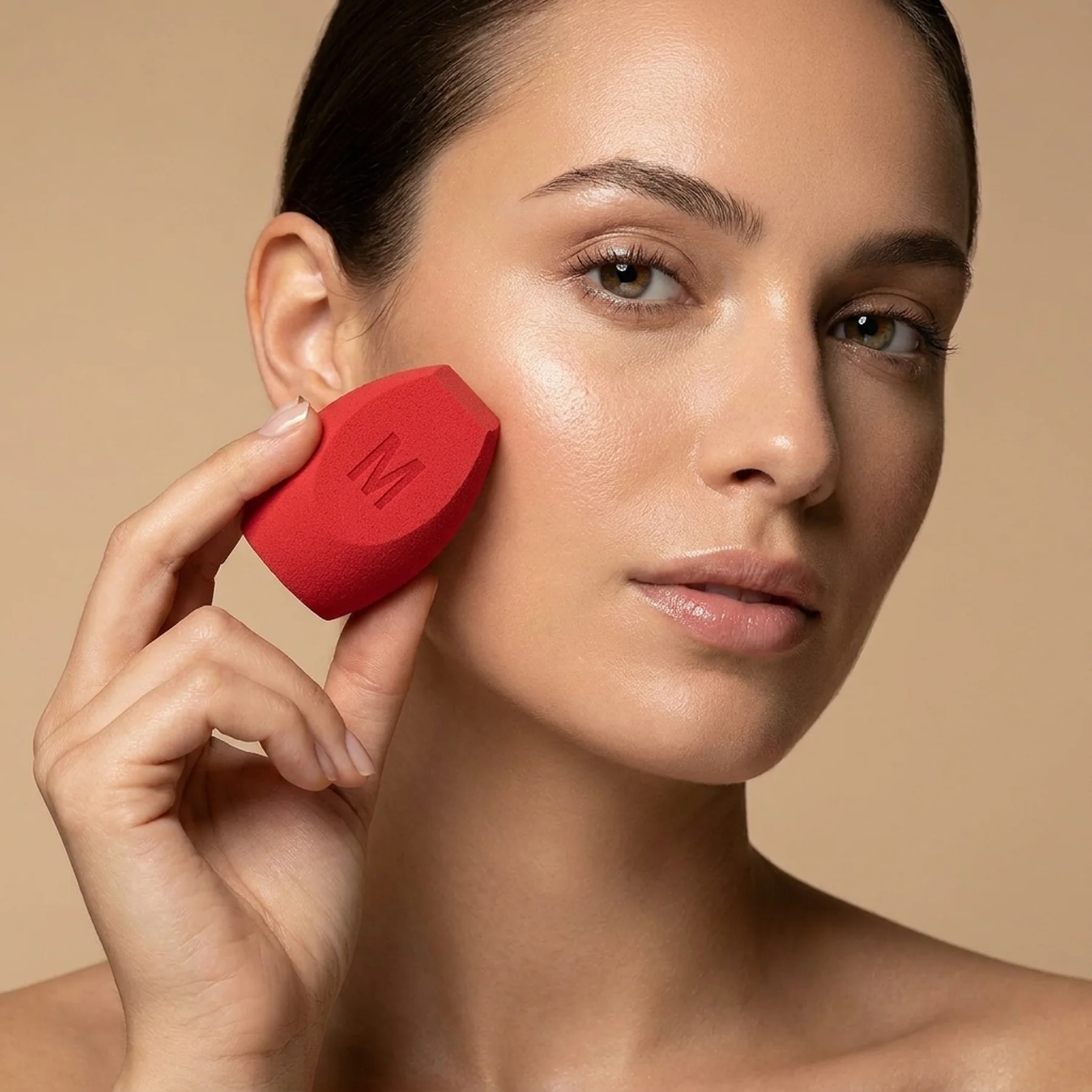 Профессиональный блендер для тональных средств MESAUDA Make Up Pro Blender