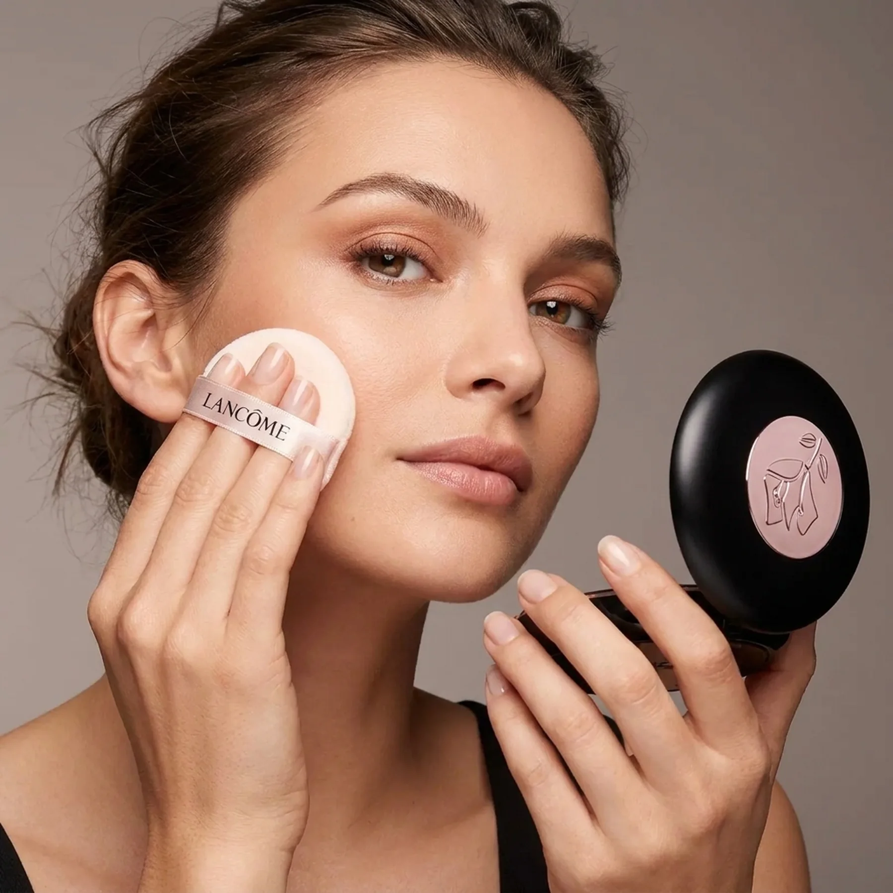 Пудра Lancome Teint Idole Ultra Wear Skin Perfecting Setting Powder 10 г 00 Universal