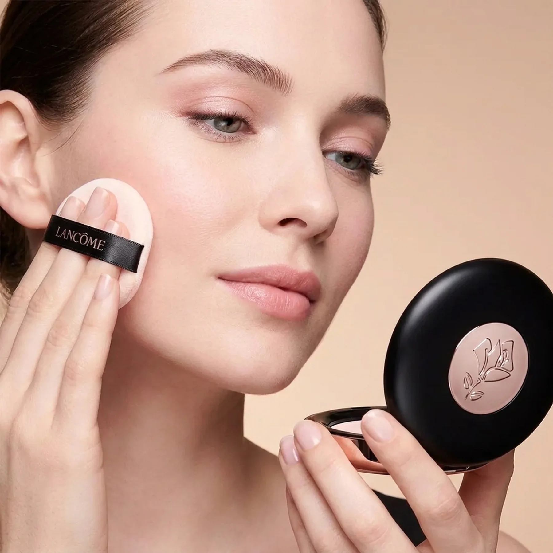 Пудра Lancome Teint Idole Ultra Wear Skin Perfecting Setting Powder 10 г 01 Pink Oh La La