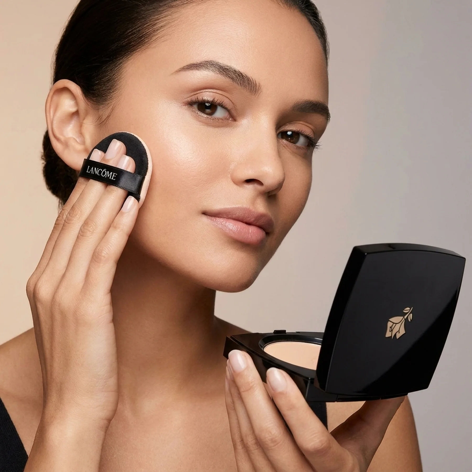 Пудра Lancome Teint Idole Ultra Wear Skin Perfecting Setting Powder 10 г 03 Medium