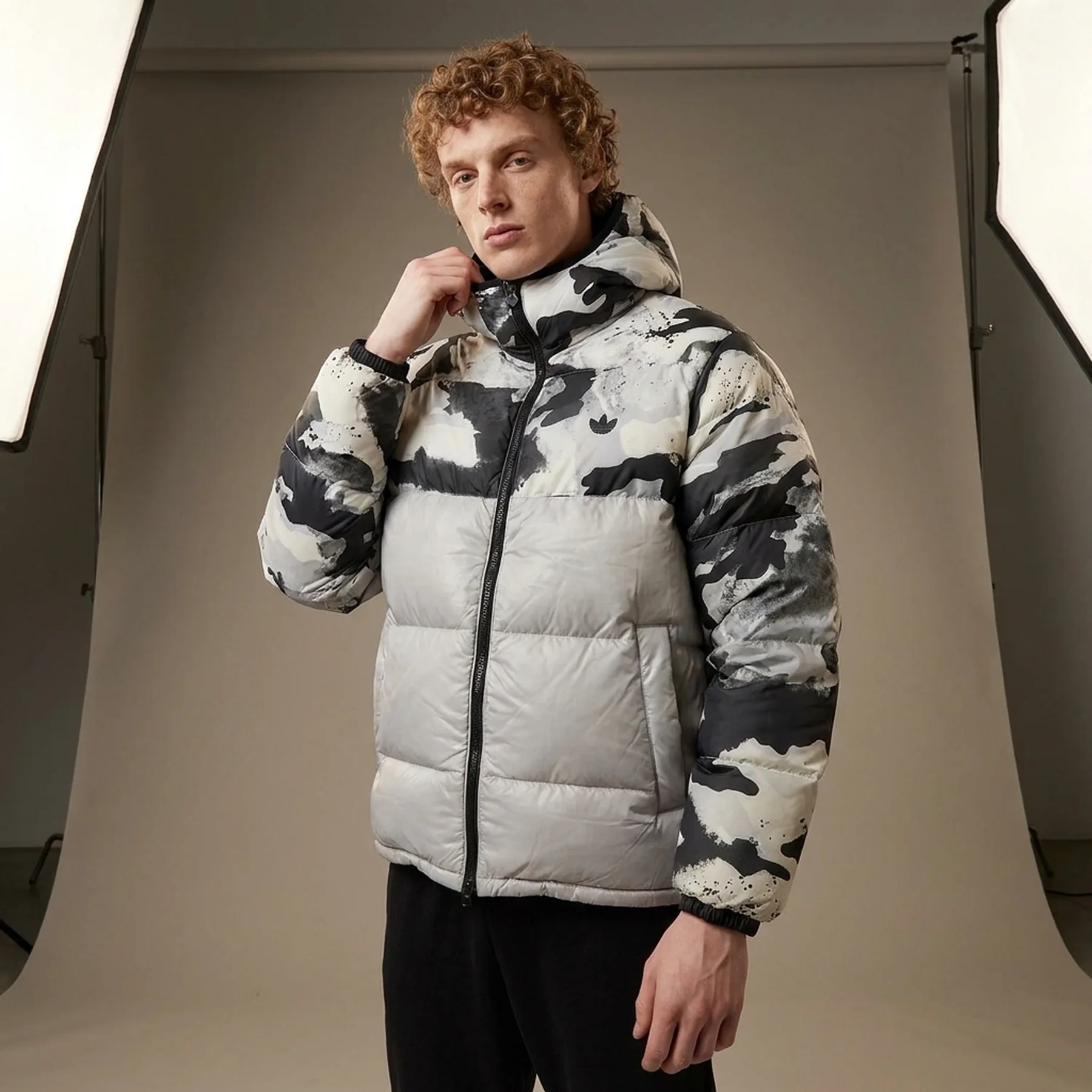 Пуховик чоловічий Adidas Down Regen Camo Hooded Puffer Jacket Grey