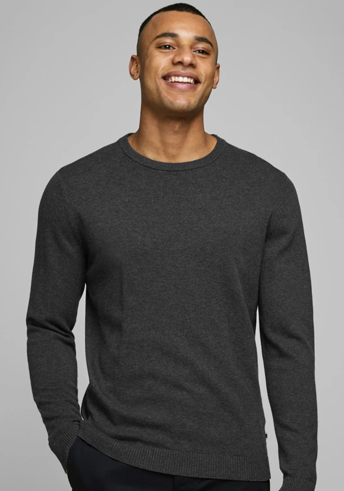 Пуловер JJEBASIC KNIT CREW NECK NOOS 12137190-Dark Grey Melange Jack & Jones XXL Темно-сірий