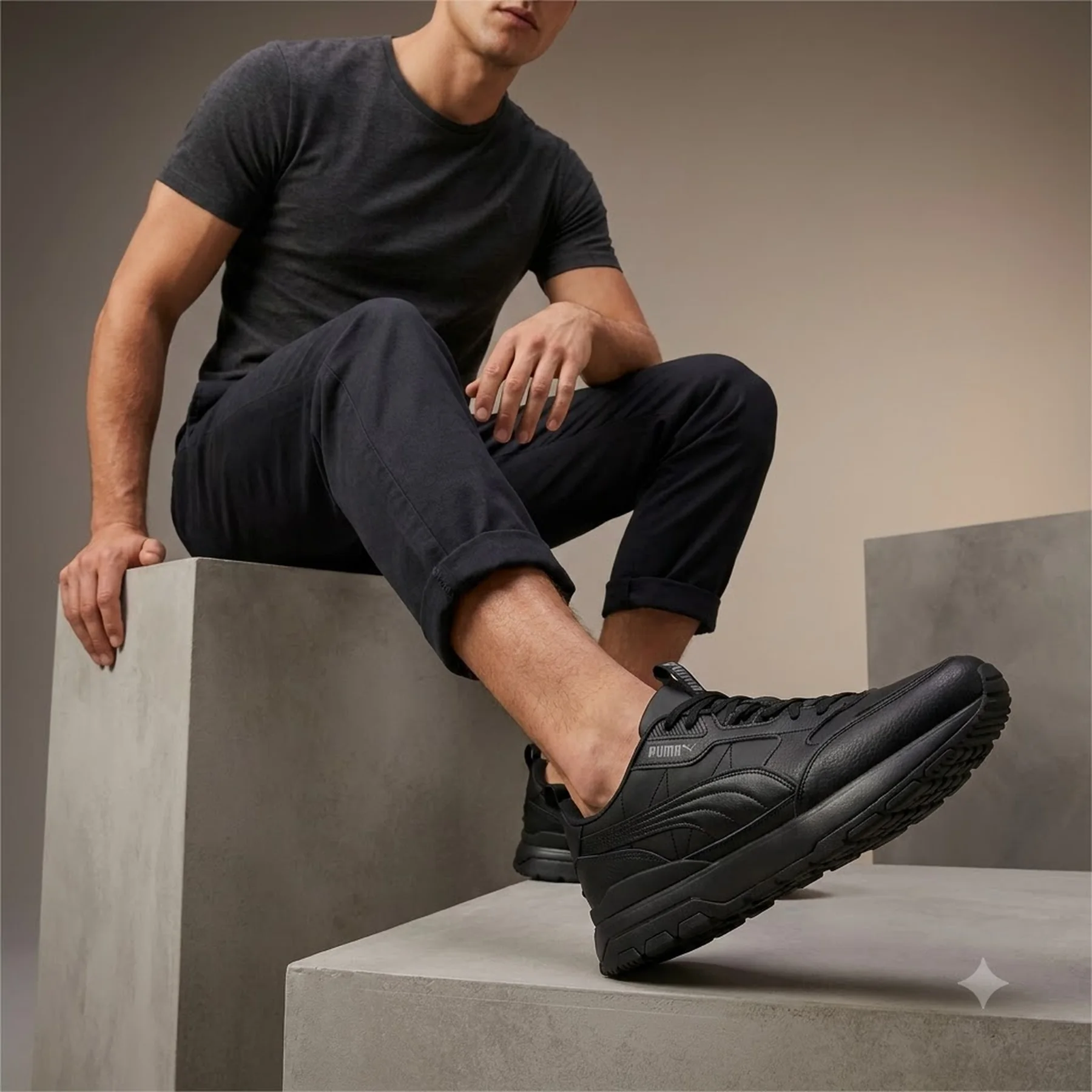 R78 Trek Lth
