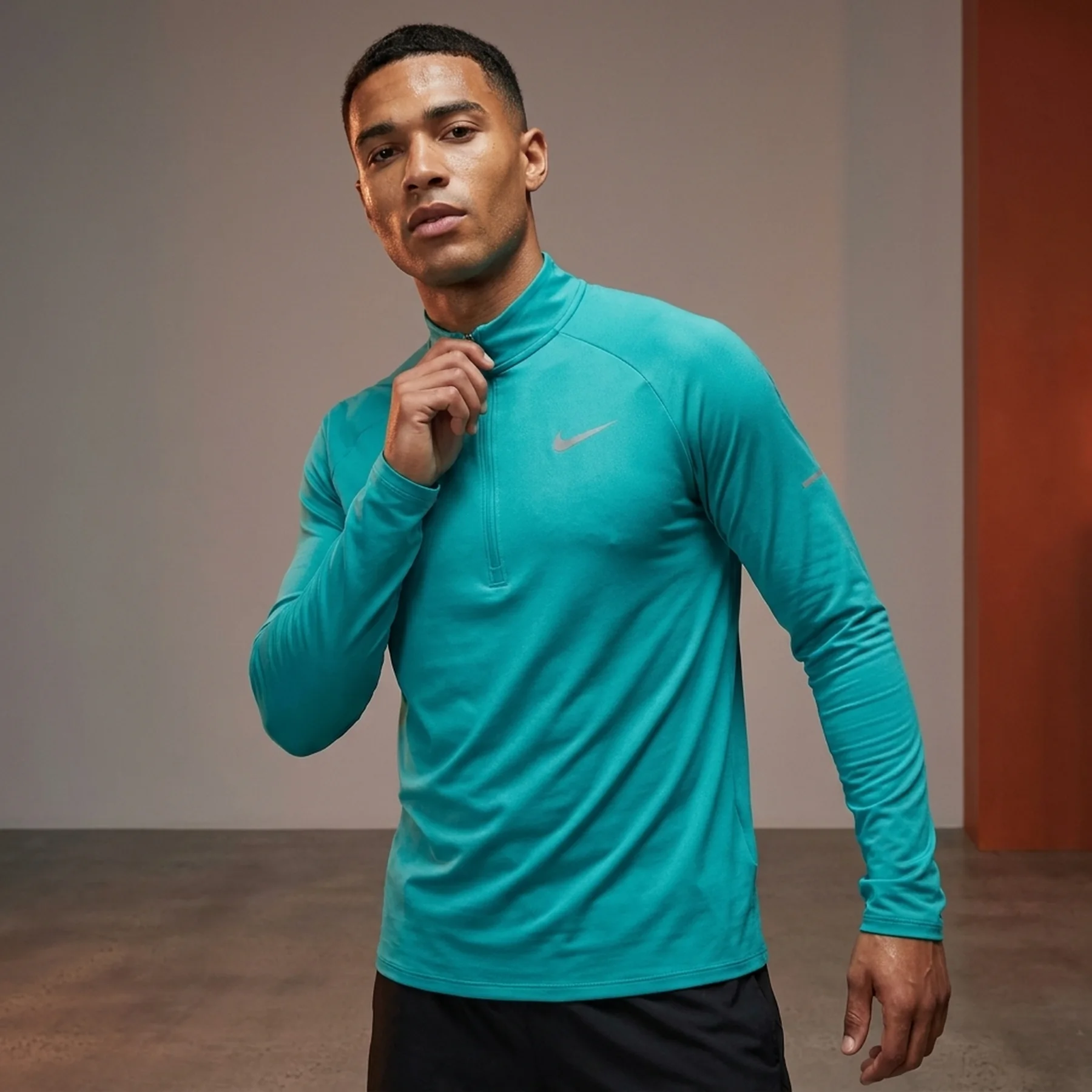 Реглан Nike Stride Dri-FIT 1/4-Zip Running Top