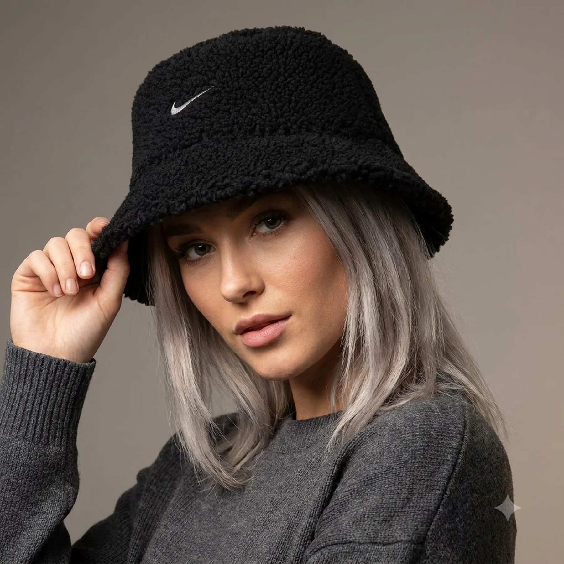 Реверсивна флісова панама