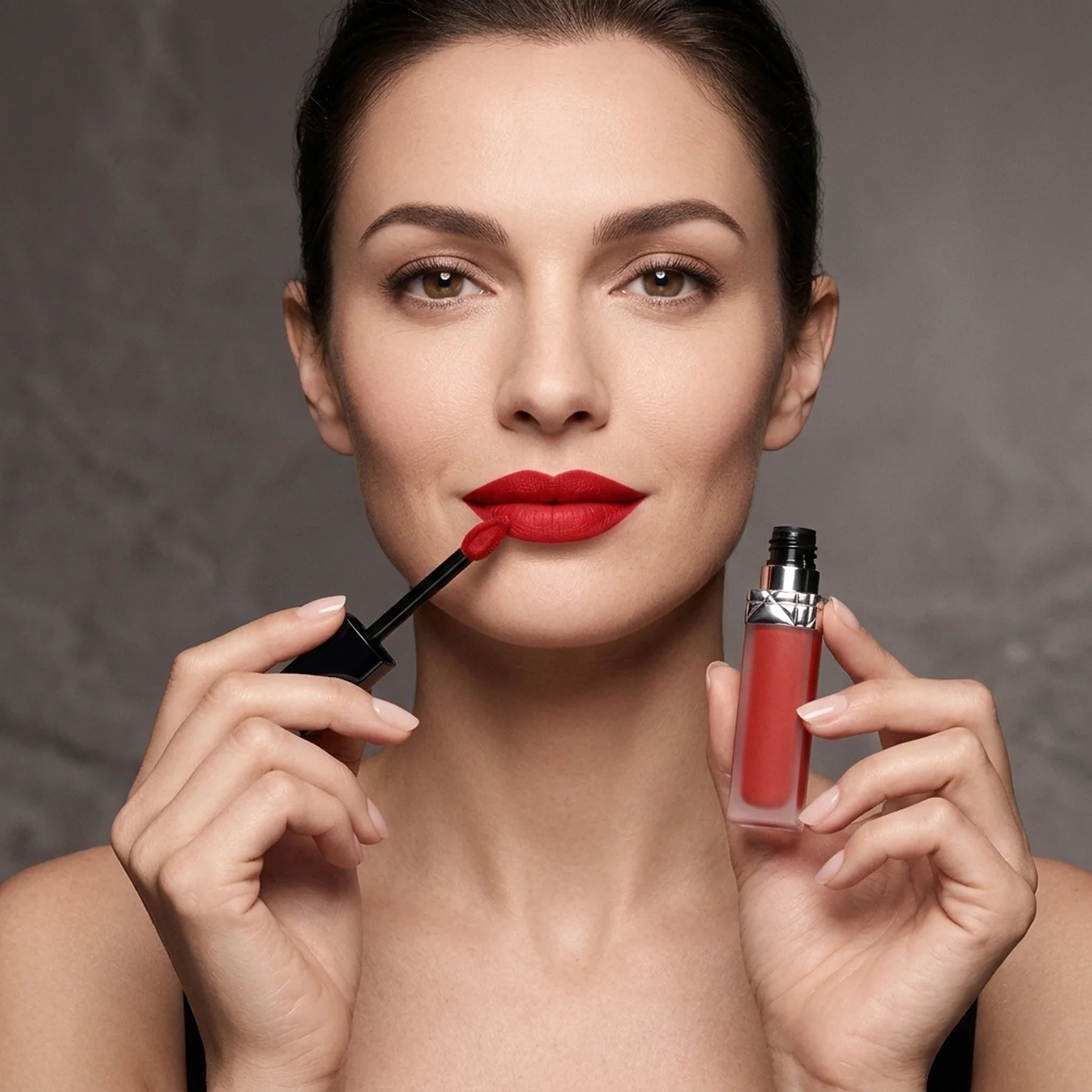 Жидкая помада, не оставляющая следов Dior Rouge Dior Forever Liquid 6 мл 741 Forever Star