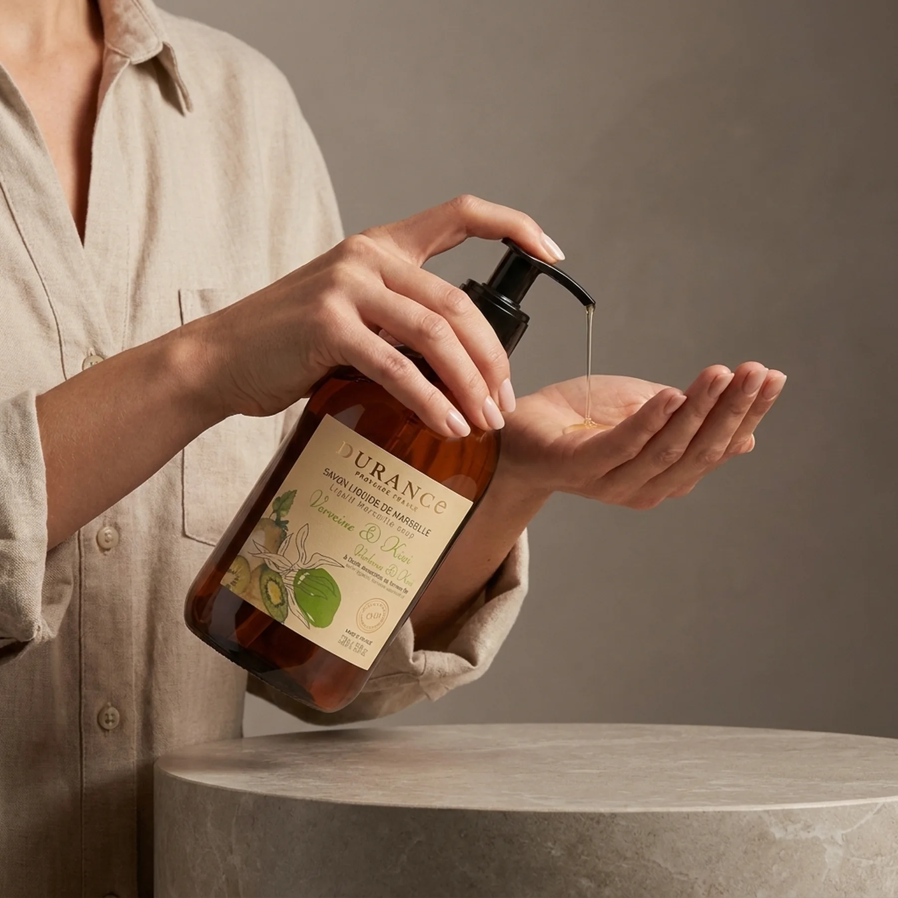 Жидкое мыло с натуральными маслами Durance Liquid Marseille Soap 500 мл Вербена і Ківі