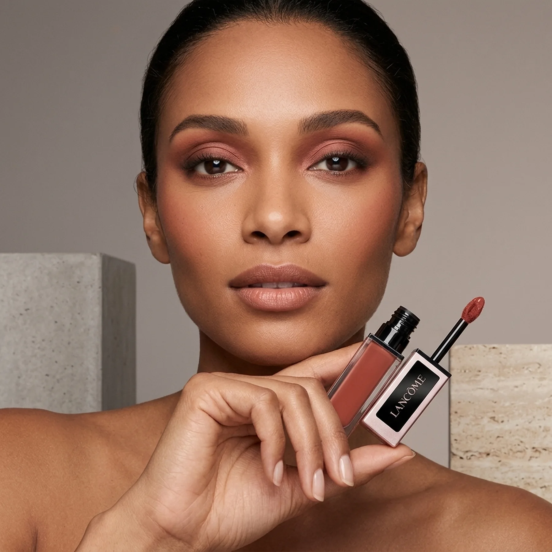 Жидкие тени Lancome Idole Tint Liquid Eye-blusher 7 мл 07 Earth Red