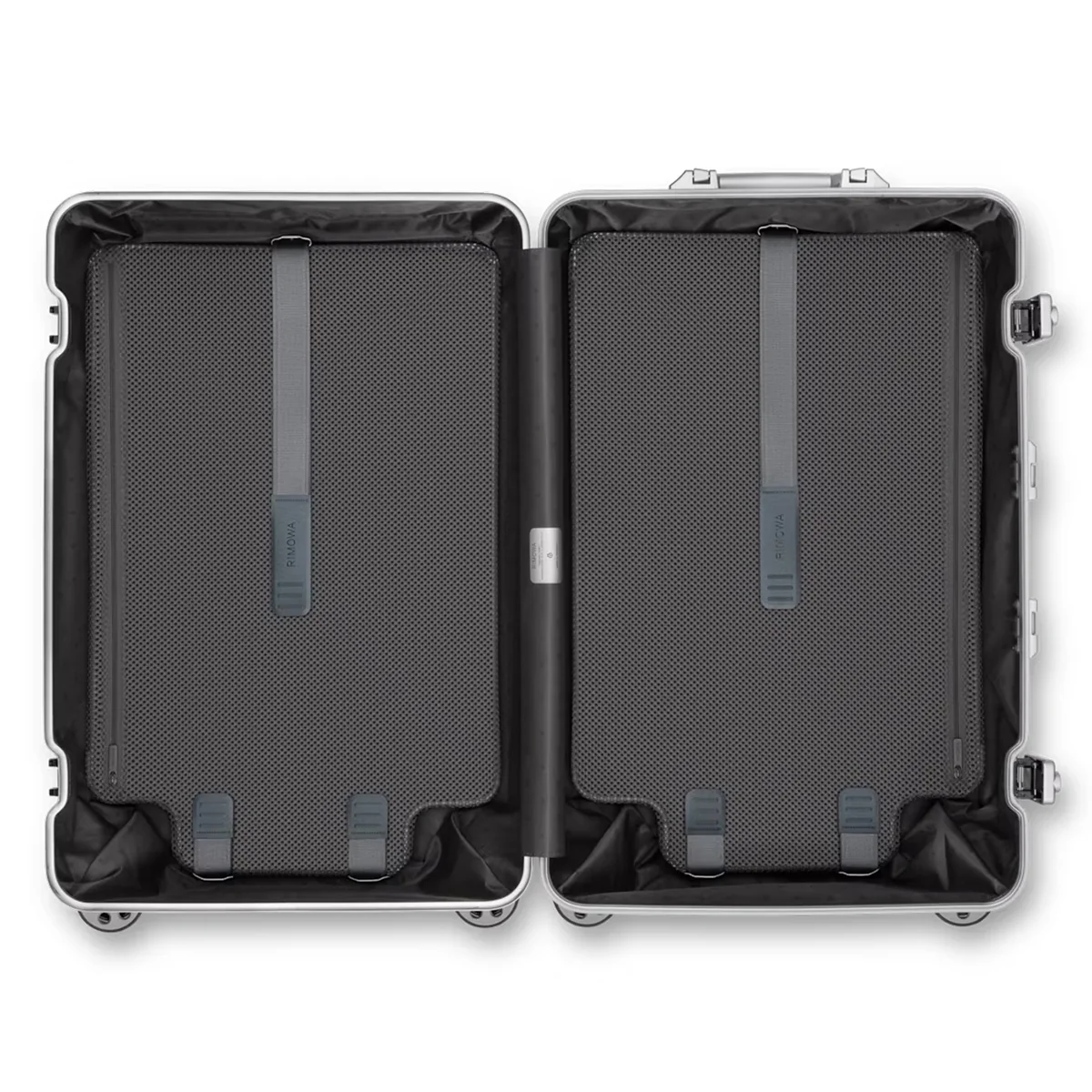 Rimowa Check-In M
