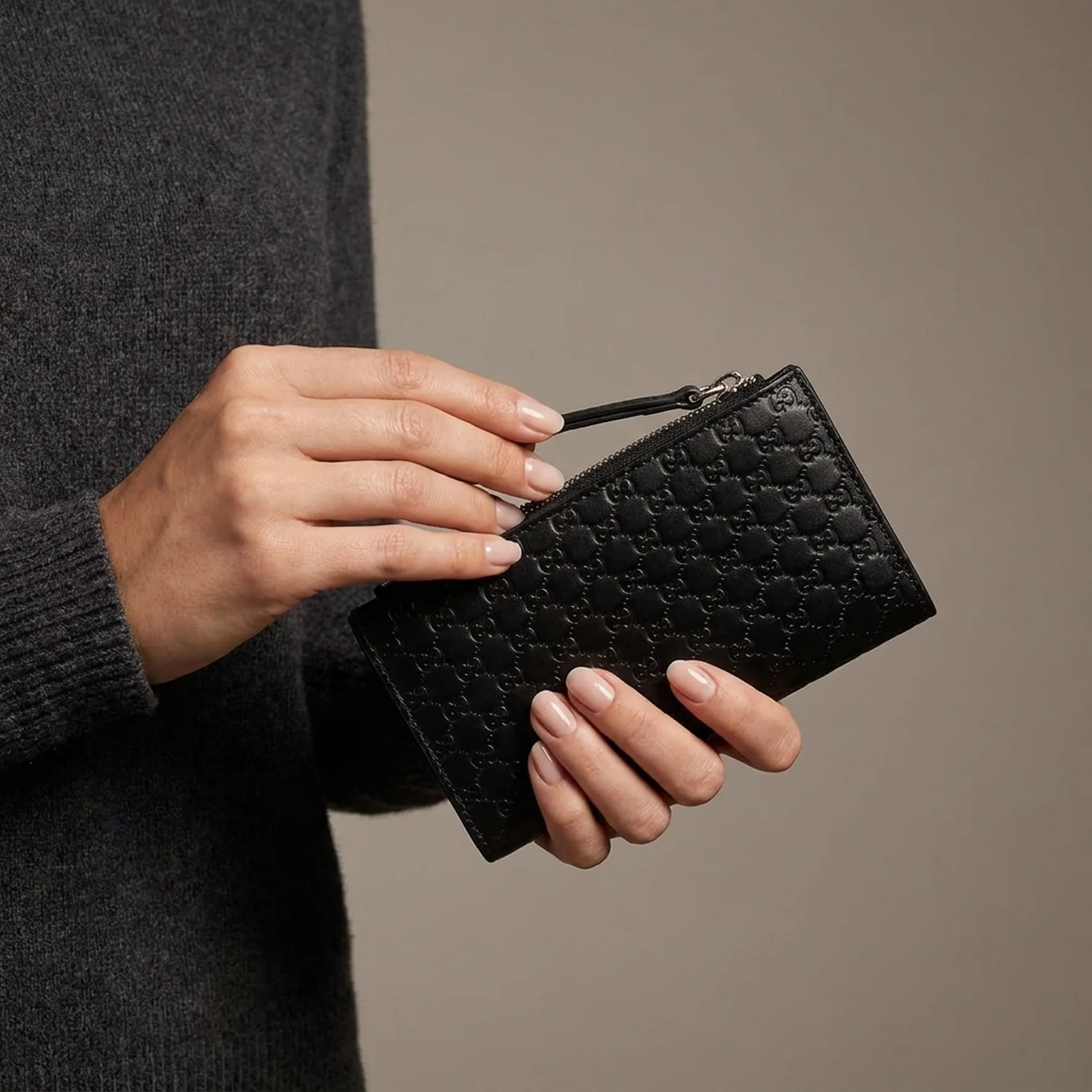 gucci card wallet zip pocket