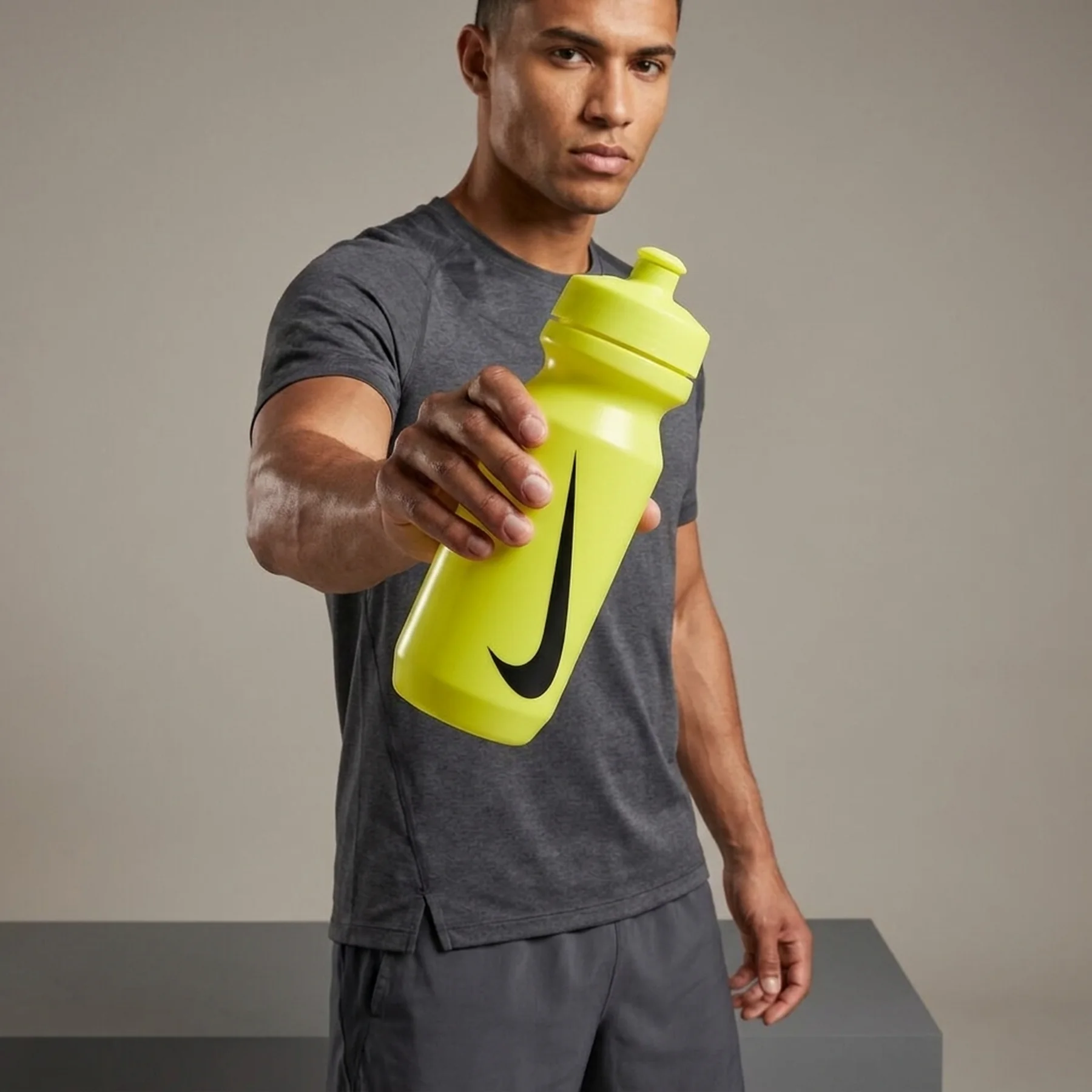 Різне Nike Big Mouth Bottle 2.0 32 Oz (N.000.0040.306.32)
