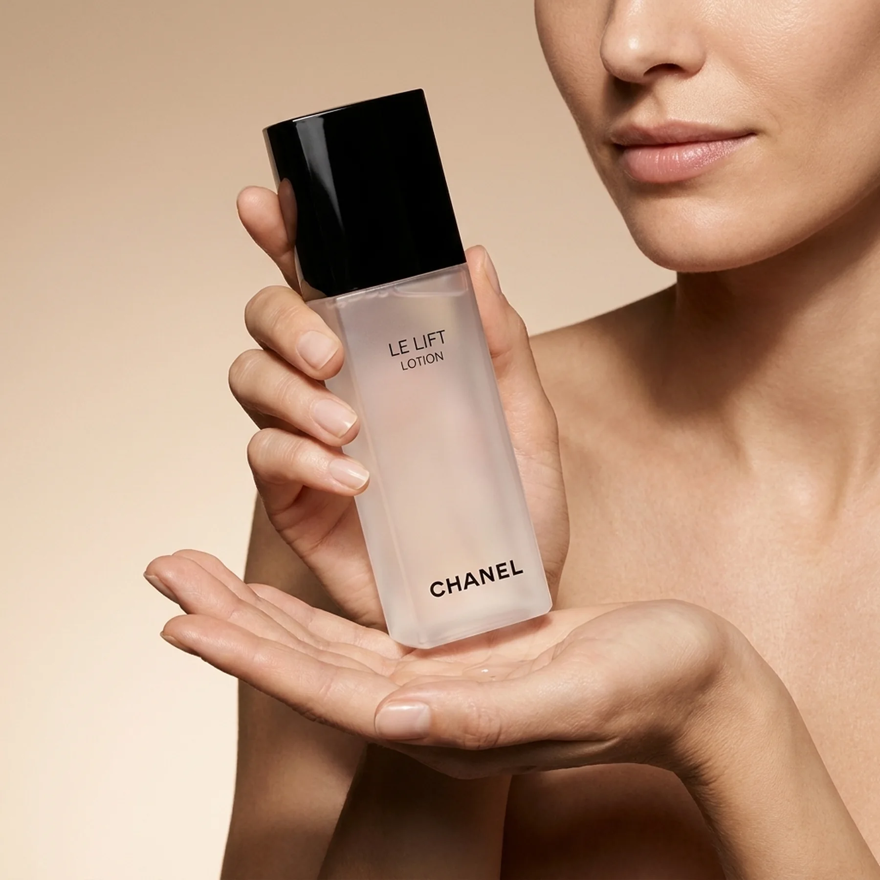 Разглаживание - Укрепление - Повышение упругости CHANEL Le Lift Lotion 150 мл