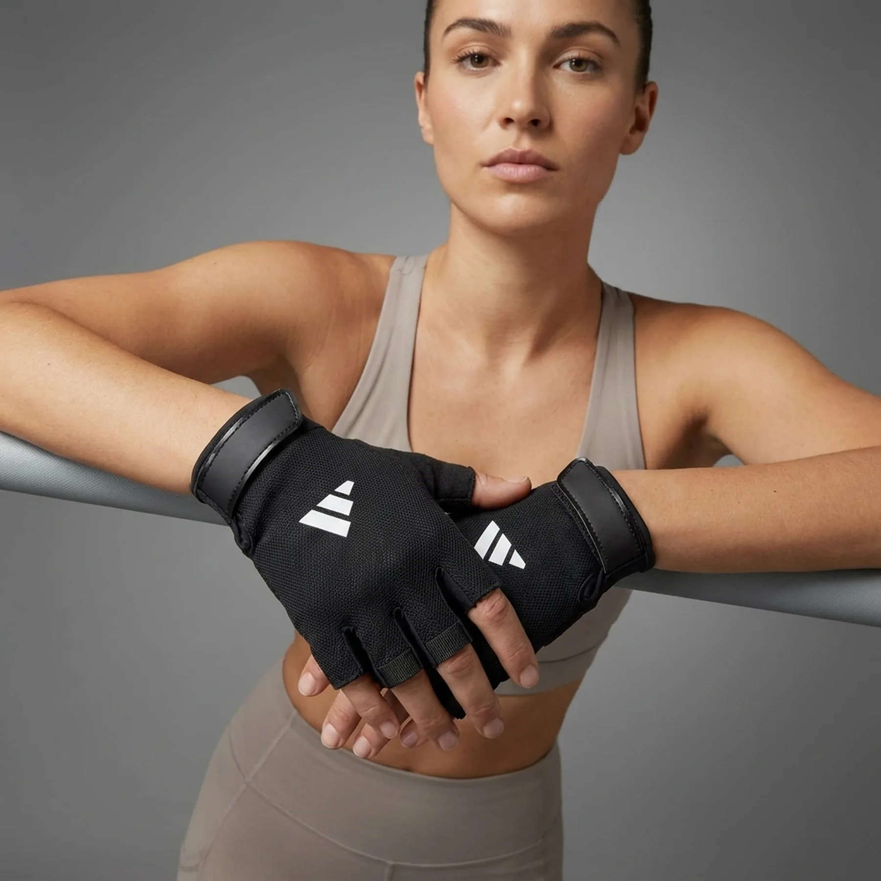 Рукавички для тренінгу Adidas Essential Training Gloves білий Уні S