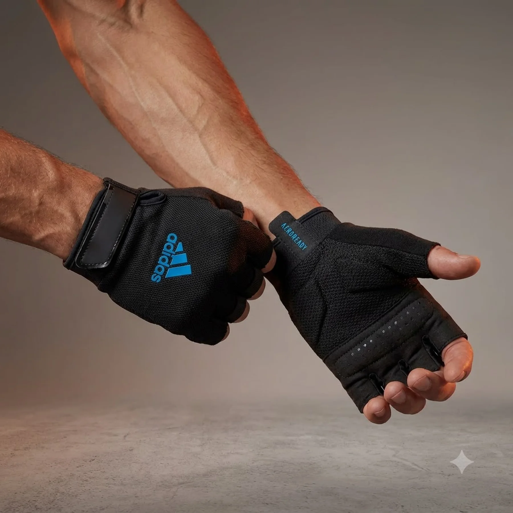 Рукавиці для тренінгу Adidas Essential Training Gloves (ADGB-15004BL)