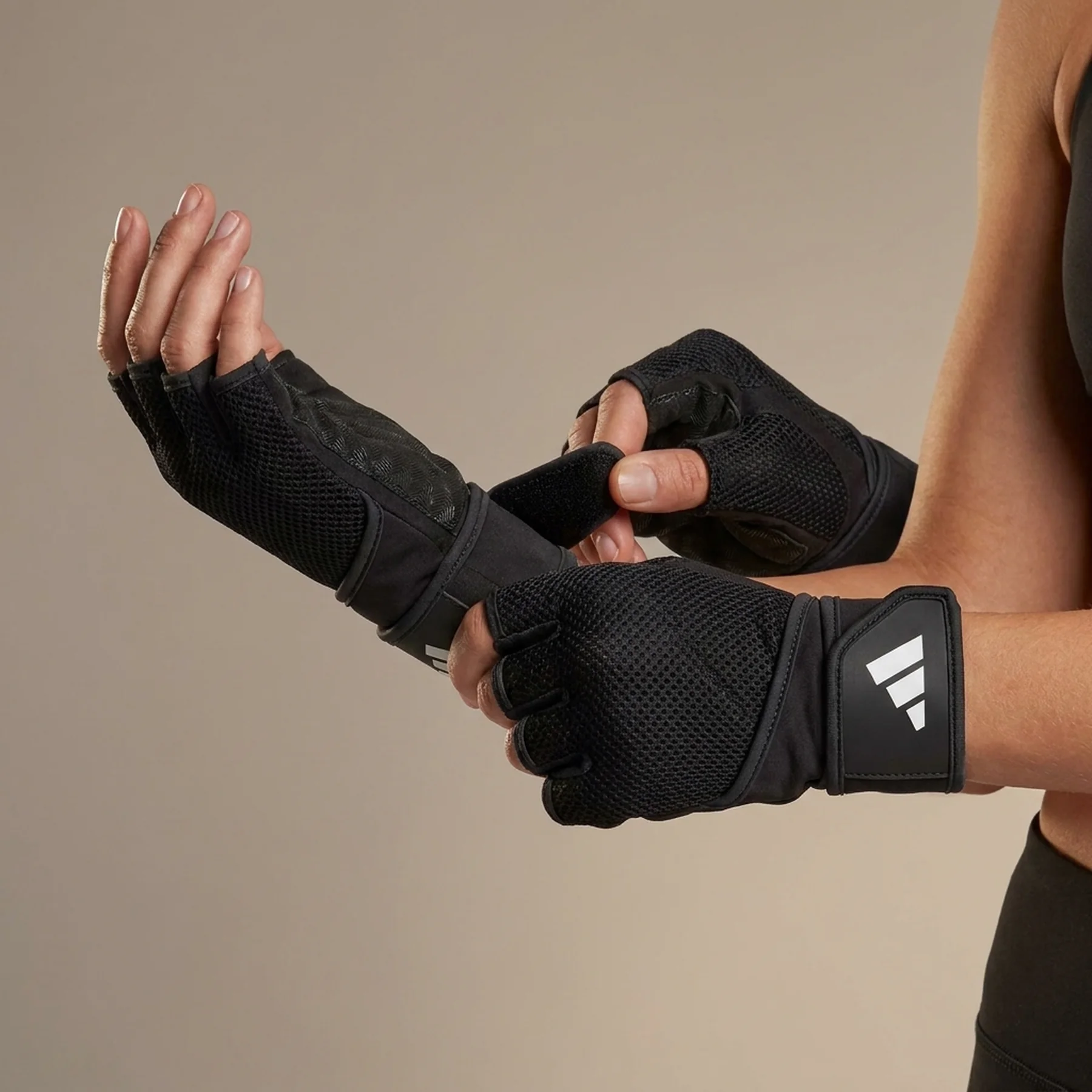 Рукавиці для тренінгу Adidas Open Back Training Gloves (ADGB-15064)