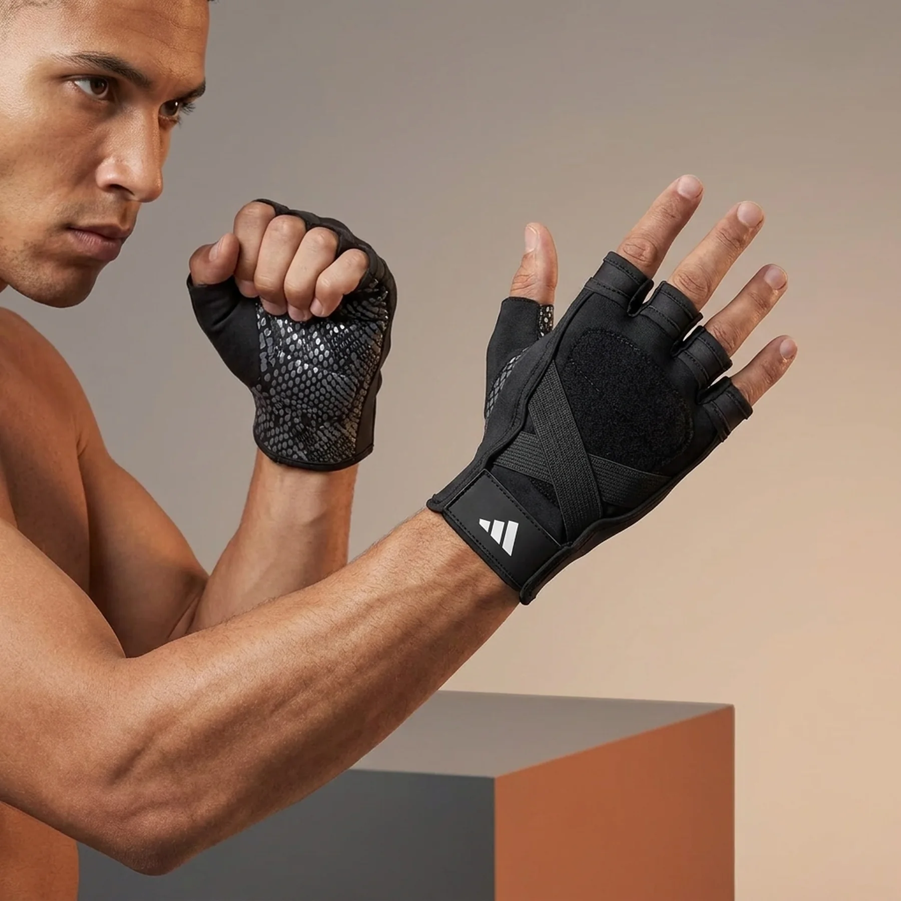 Рукавиці для тренінгу Adidas Training Gloves (ADGB-15023BK)