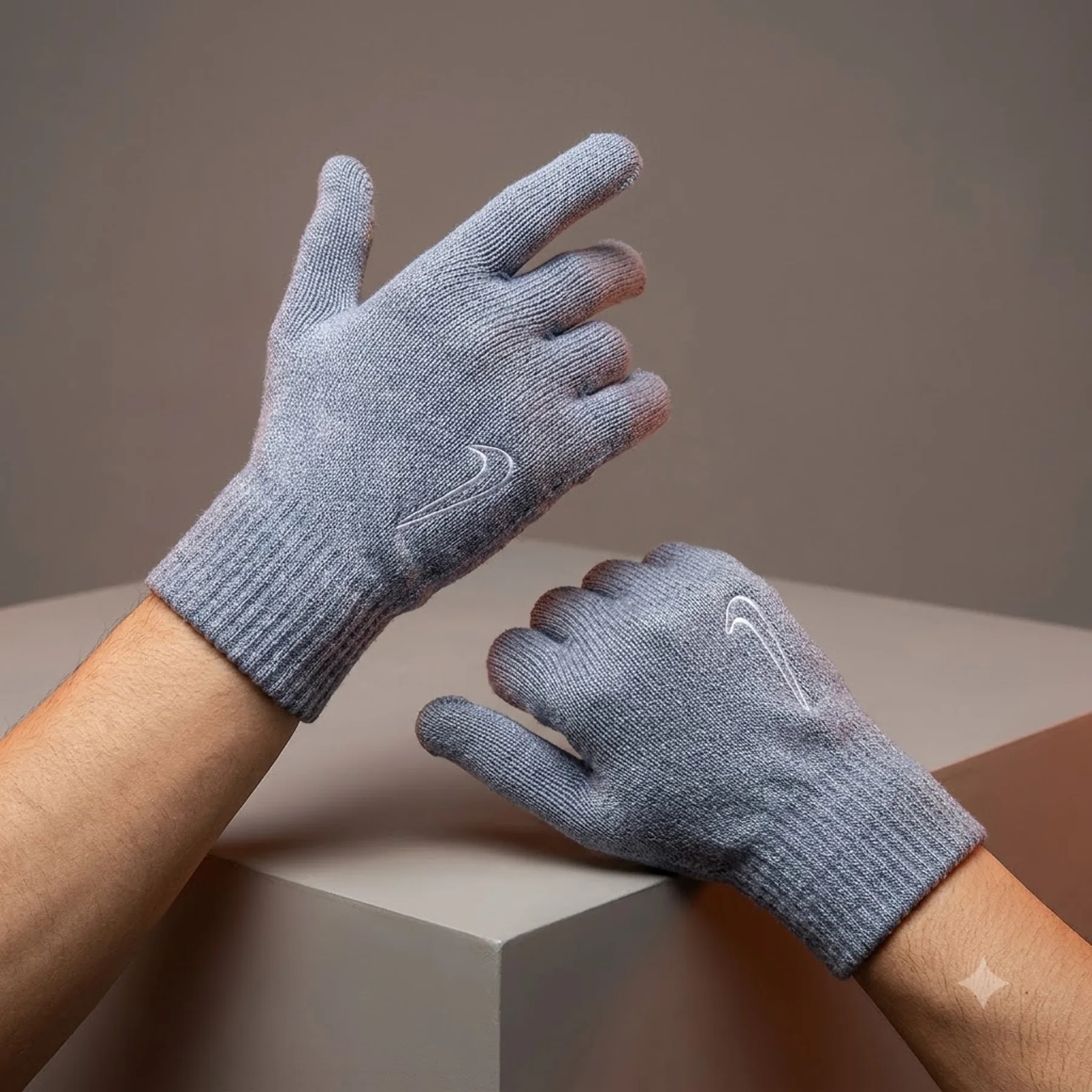 Рукавиці Nike Knit Tech And Grip (N.100.0661.461.SM)