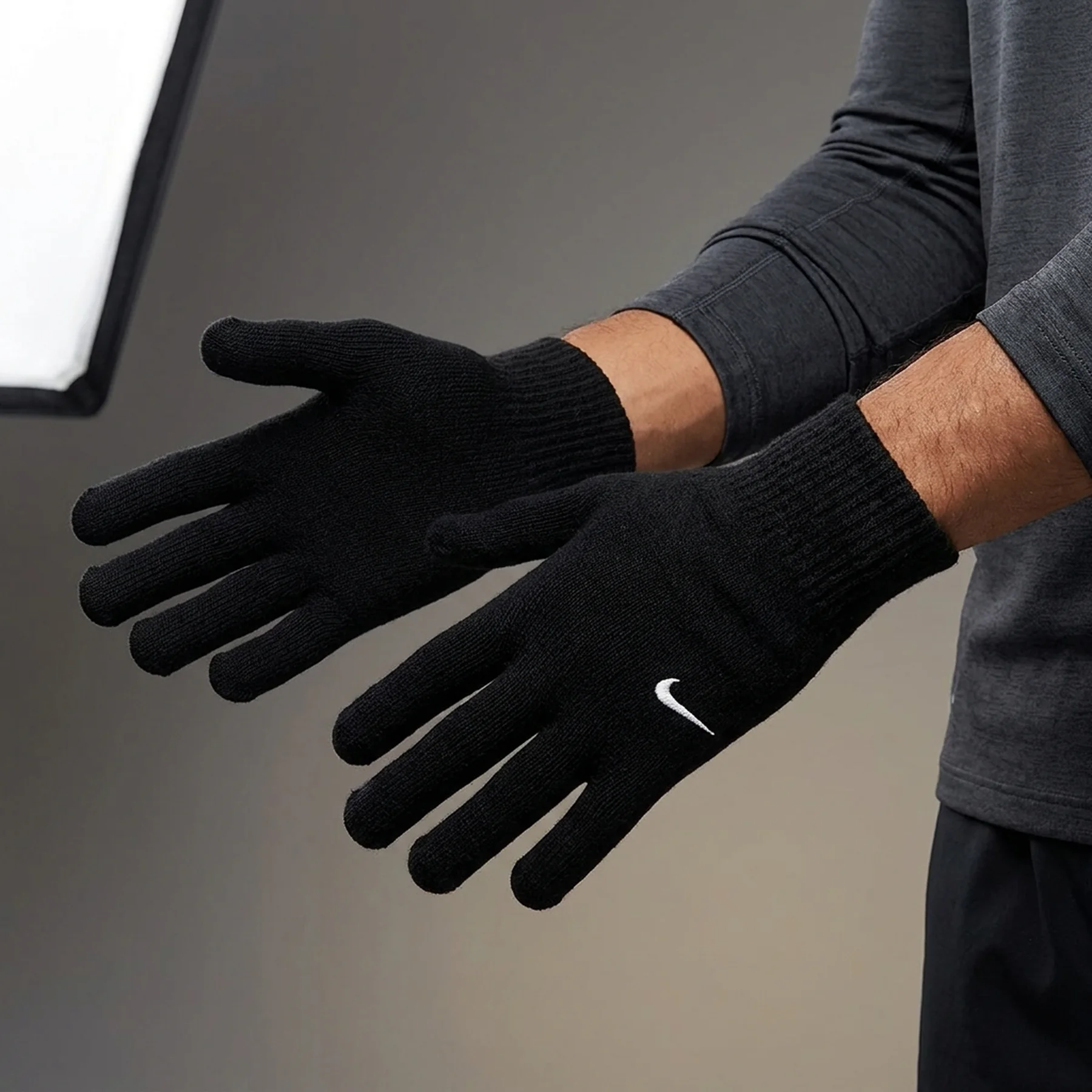 Рукавиці Nike Swoosh Knit Gloves 2.0 (N.100.0665.010)