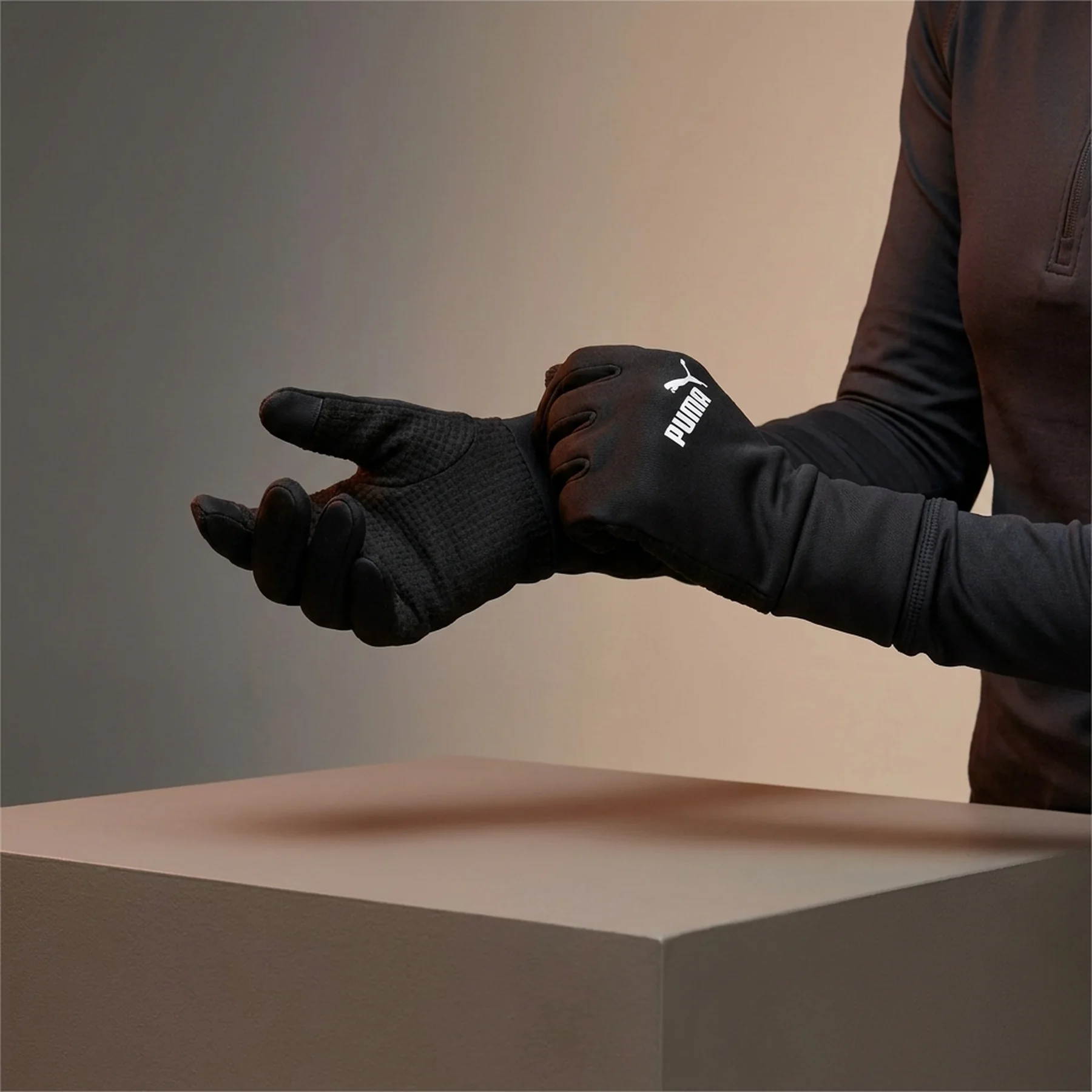 Рукавиці Puma Ess Fleece Gloves (2487801)