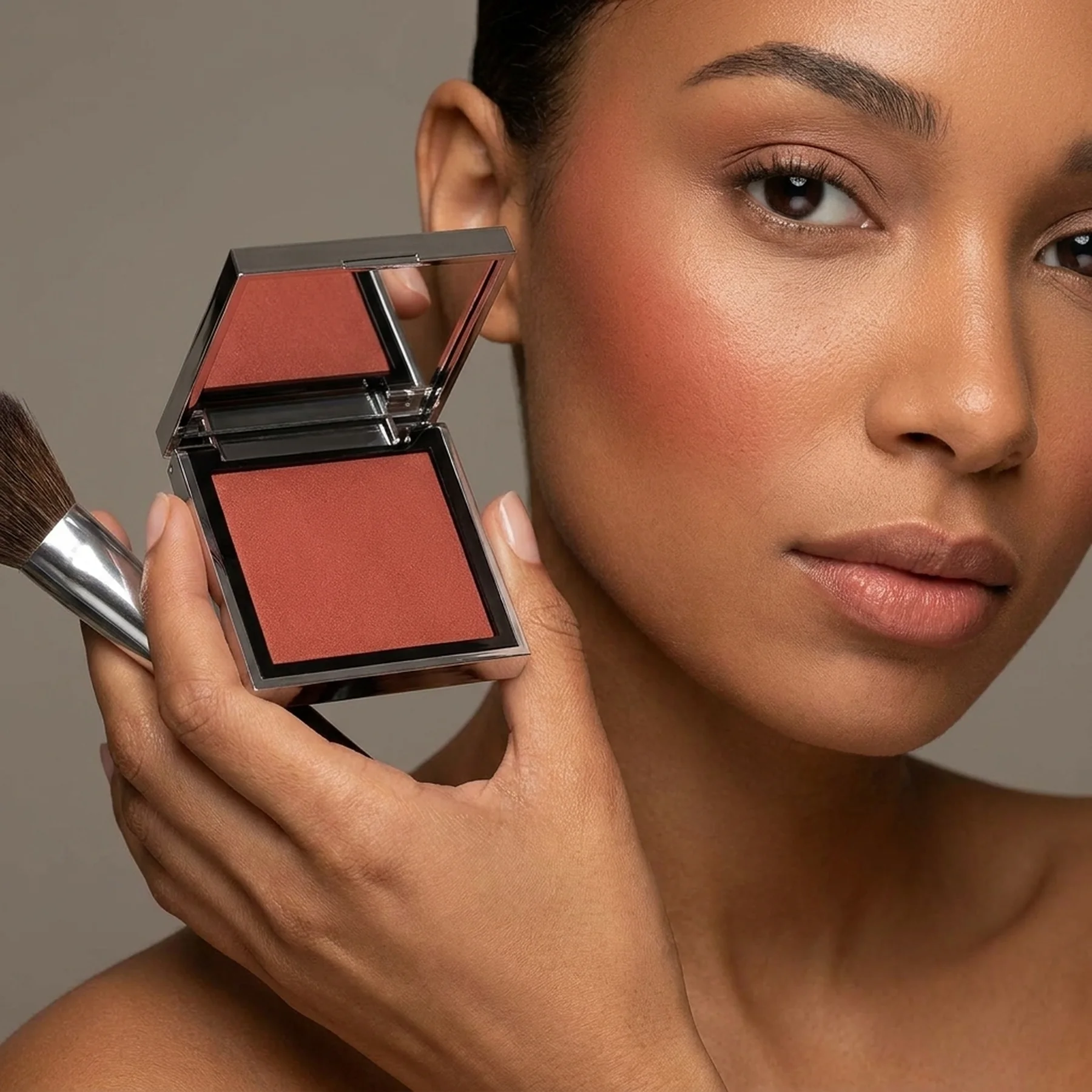 Румяна-бронзер MESAUDA Blush and bronzer Skin Mate 8 г 104 Skips a Beat