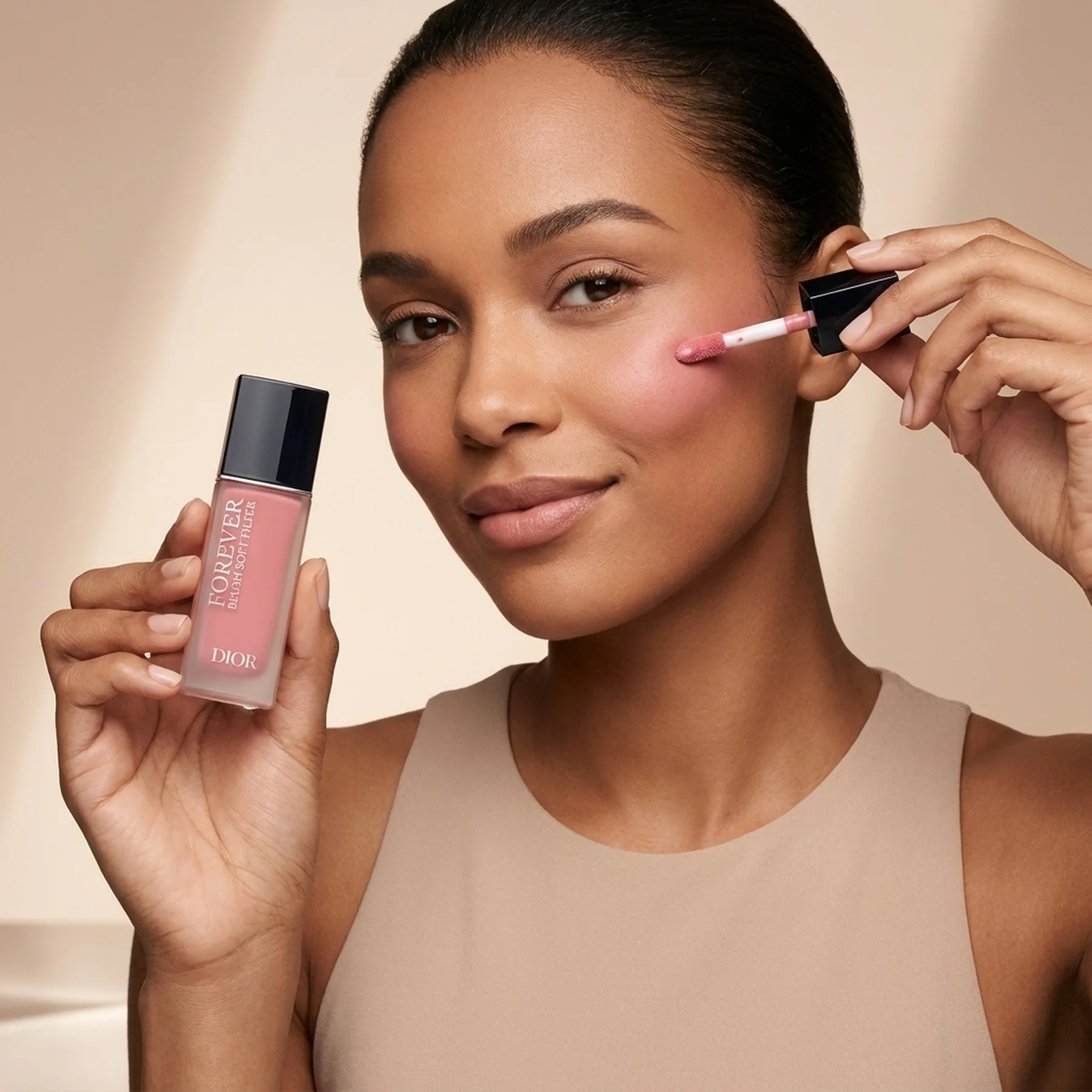 Румяна Dior Forever Blush Soft Filter Whipped Liquid Blush 01 Petal