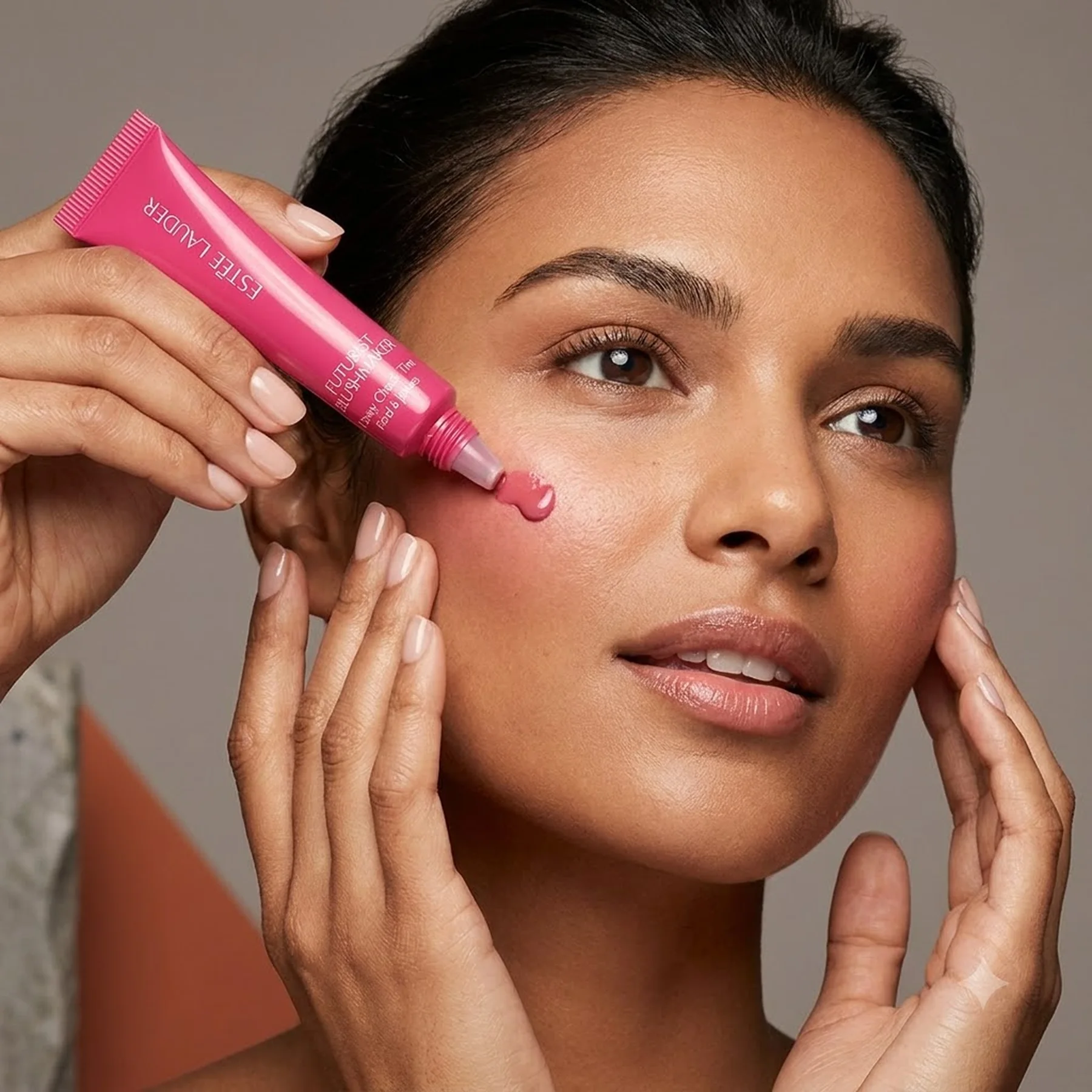 Румяна Estee Lauder Futurist Blushmaker 10 г Across The Dancefloor