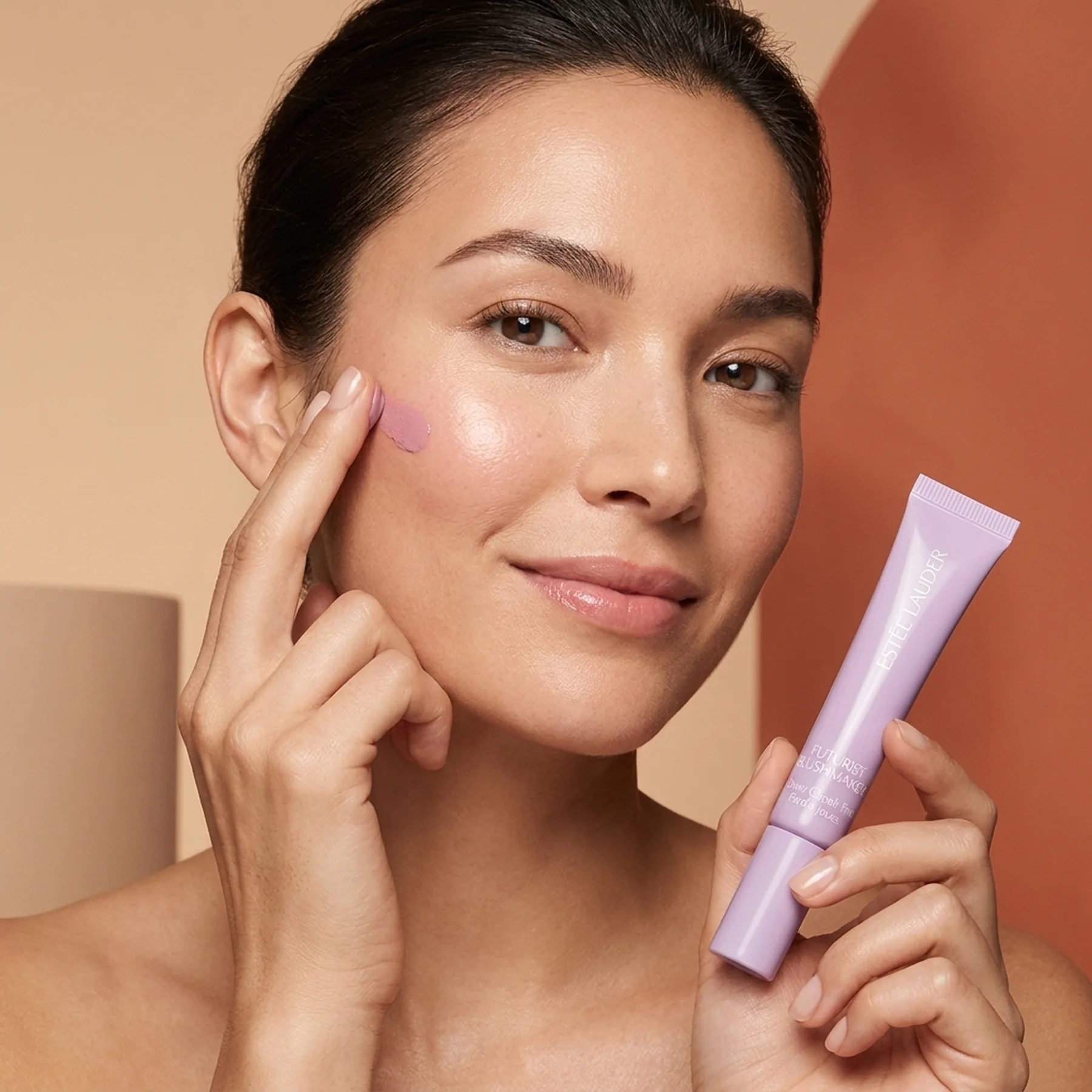 Румяна Estee Lauder Futurist Blushmaker 10 г Meet Cute
