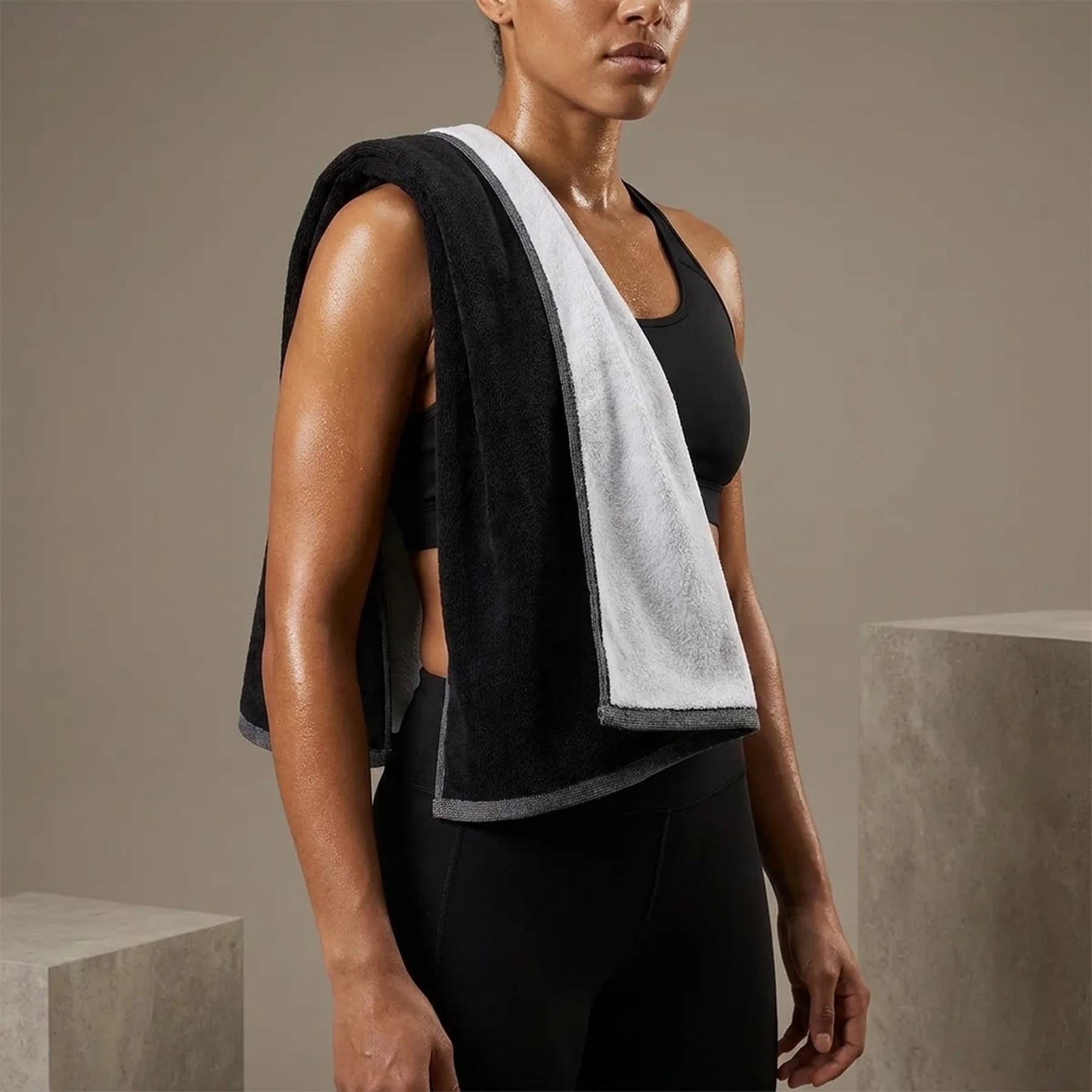 Рушник Unisex TRAINING Towel 05461801 Puma Чорний