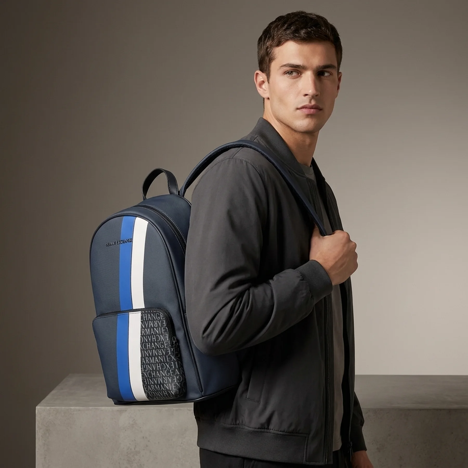Рюкзак Armani Exchange із логотипом 1159834419 (Синій One size)