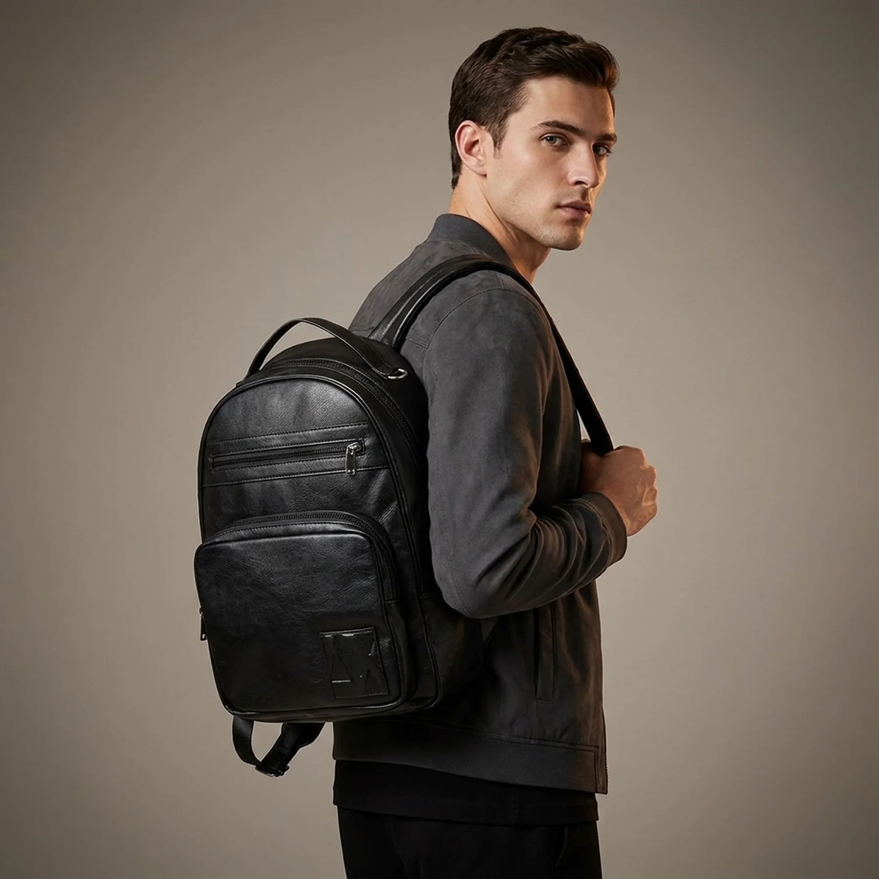 Рюкзак Armani Exchange з логотипом 1159833675 (Чорний One size)