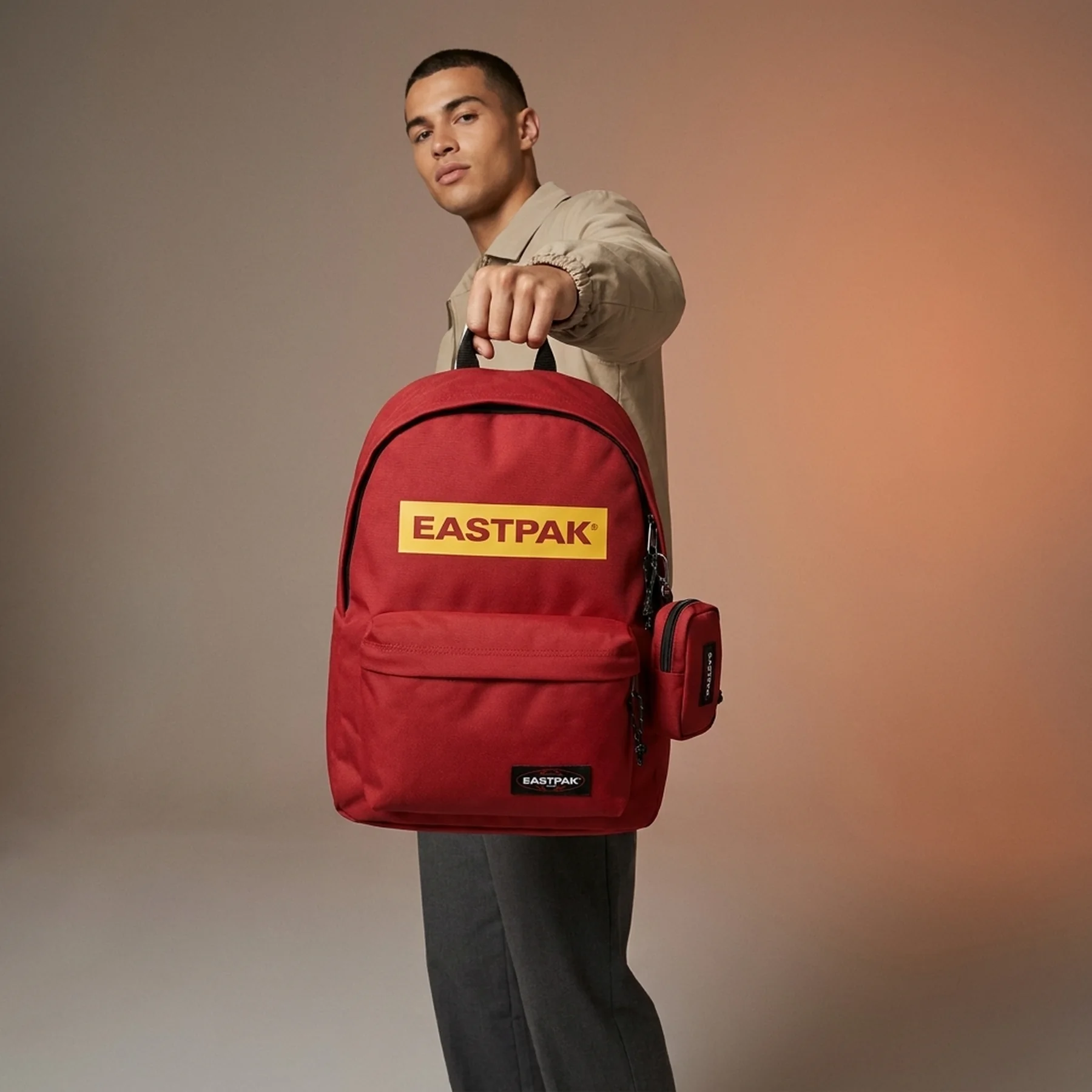Рюкзак Eastpak OUT OF OFFICE
