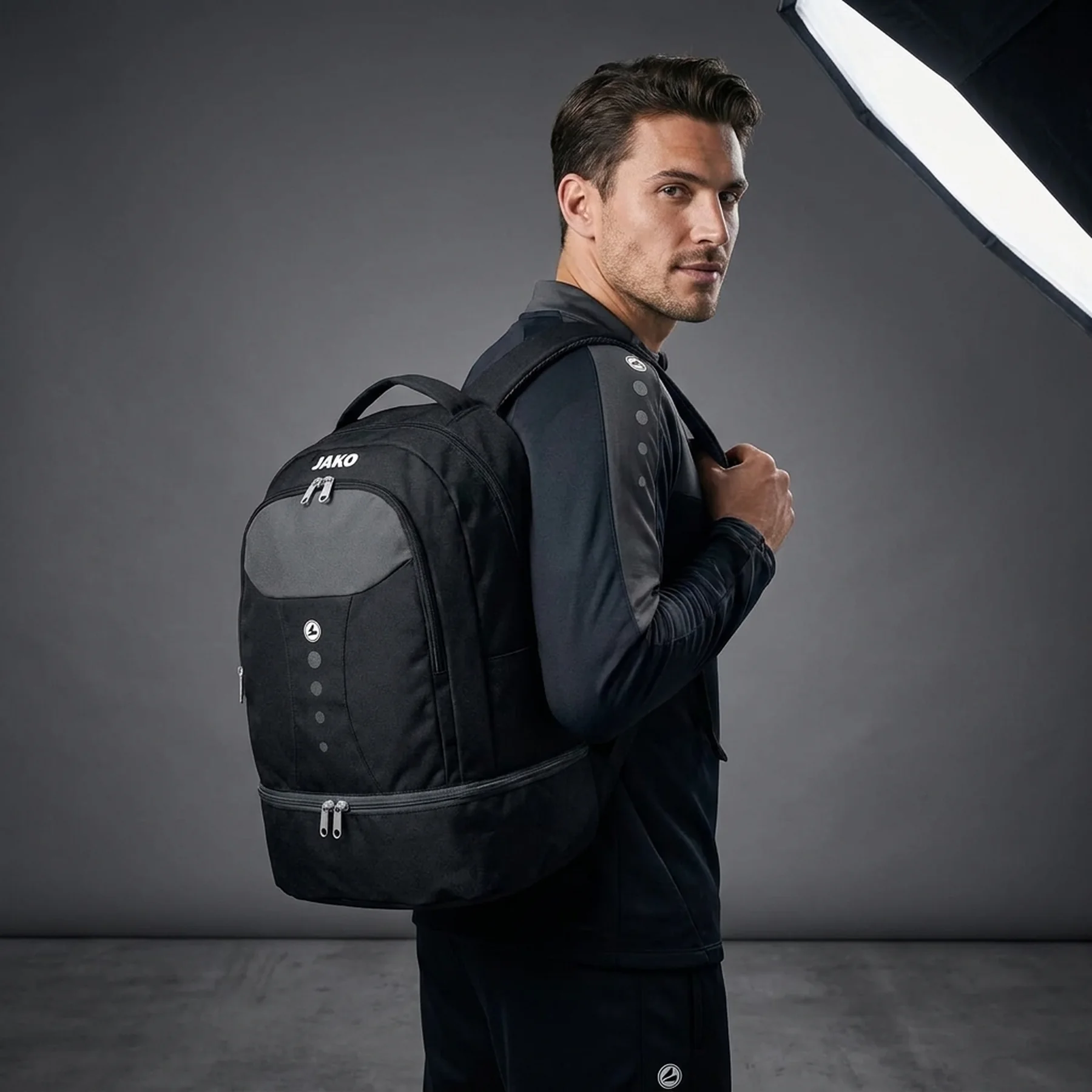 Рюкзак Jako Striker 32L (1816-08)