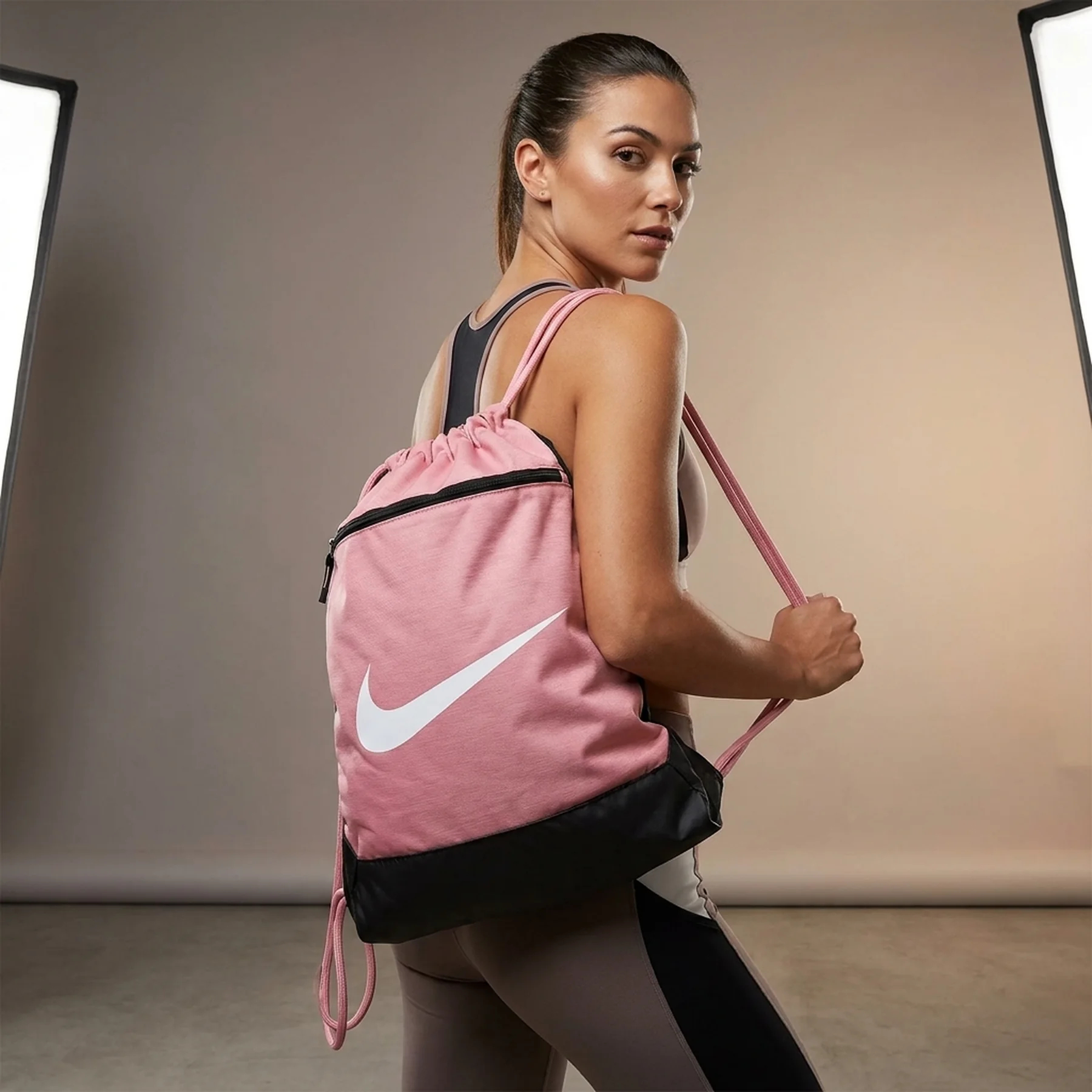 Рюкзак-мішок Nike NK BRSLA DRAWSTRNG - 9.5 18L рожевий 33 х 51 х 5 см (DM3978-634)