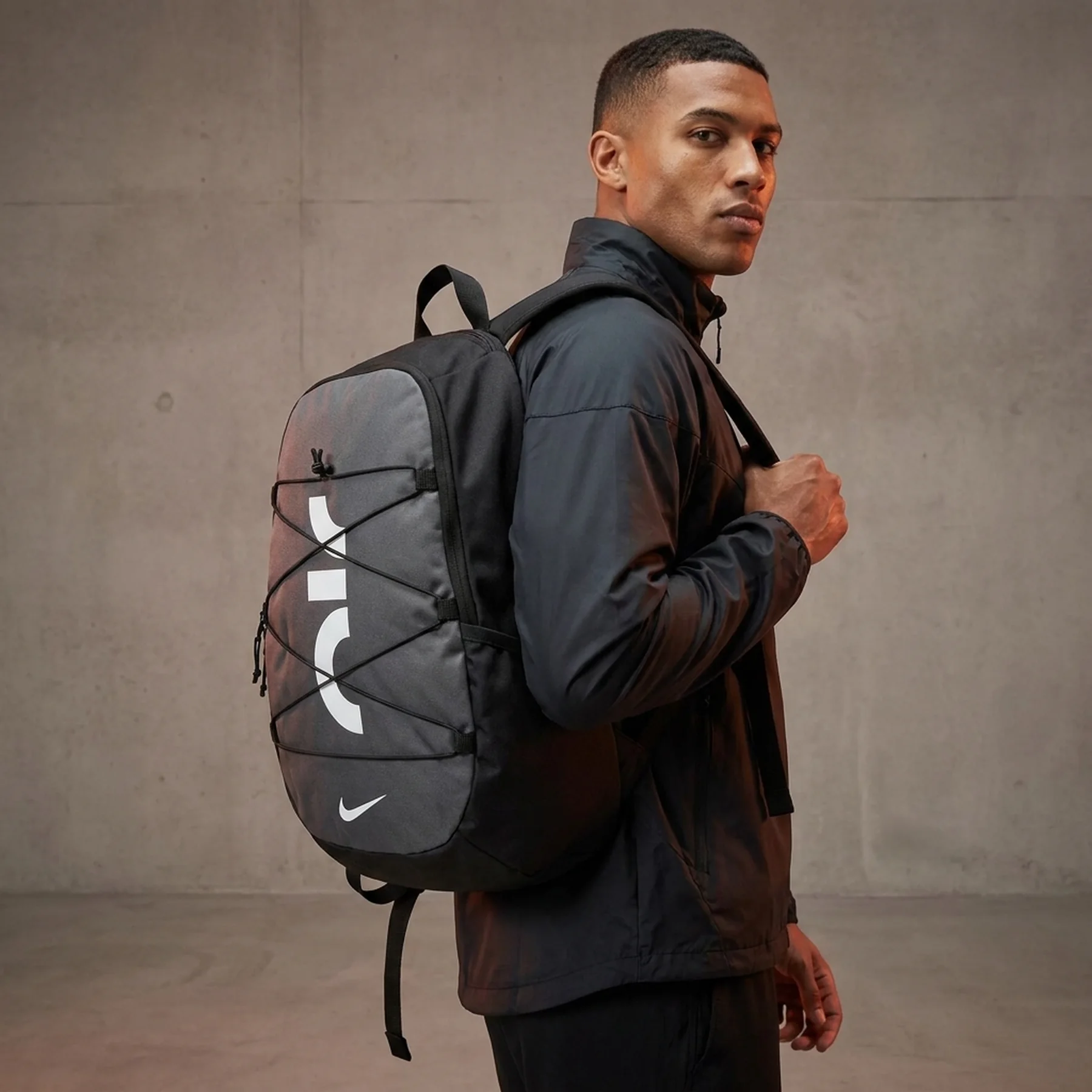 Рюкзак Nike NK AIR GRX BKPK 21L чорний Уні 23x33x15 см