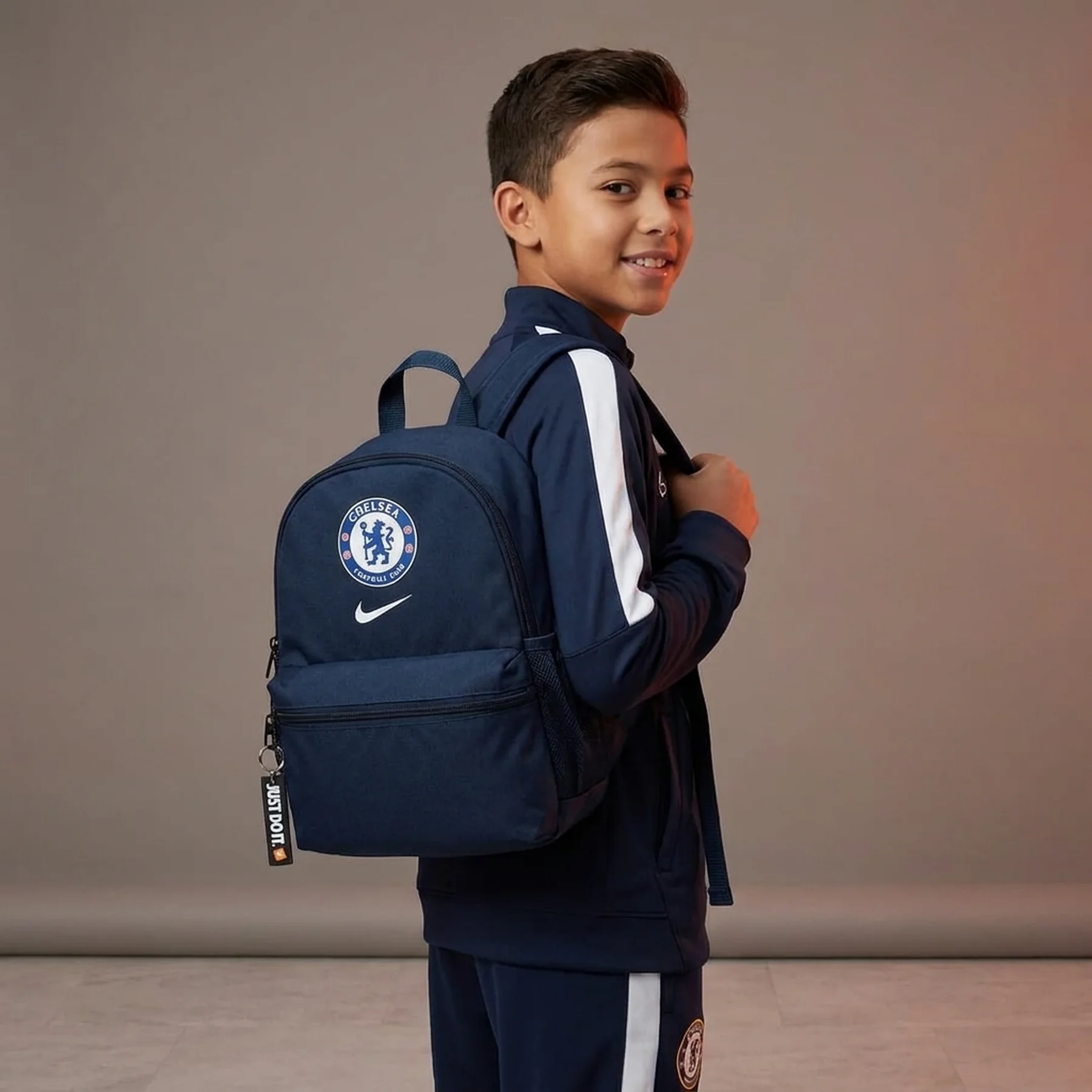 Рюкзак Nike CFC Y NK JDI MINI BKPK 11L темно-синій Діт 23 x 12 x 32 см (HV2239-451)