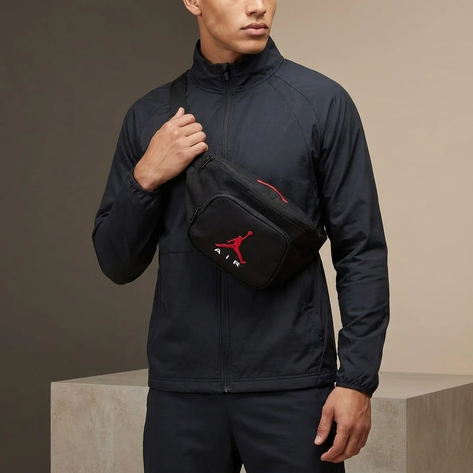 Сумка на пояс Jordan Air Waist Bag (MA9212-023) Jordan