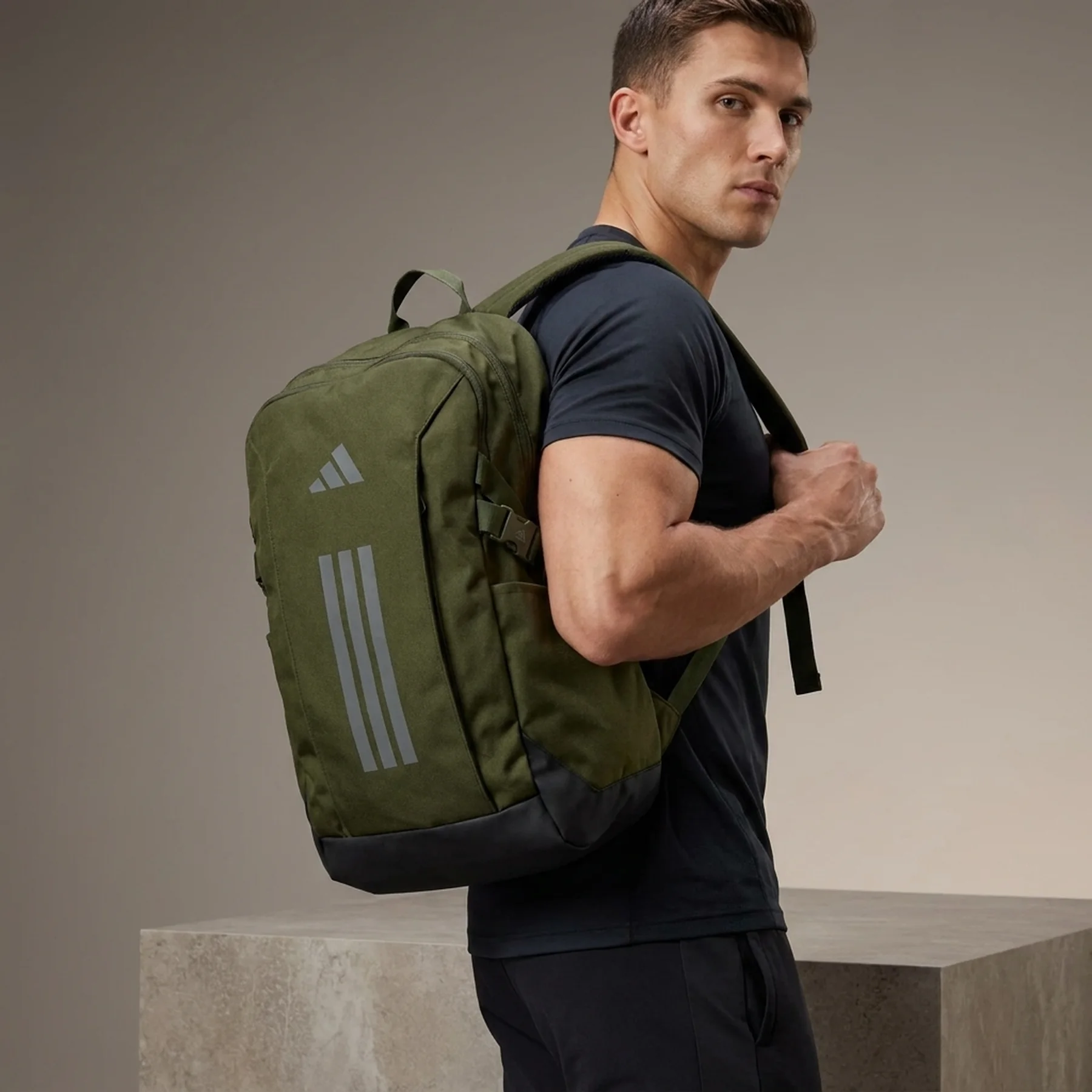 Рюкзак Adidas PrimeLift 26,5L зелений 47 x 30 см