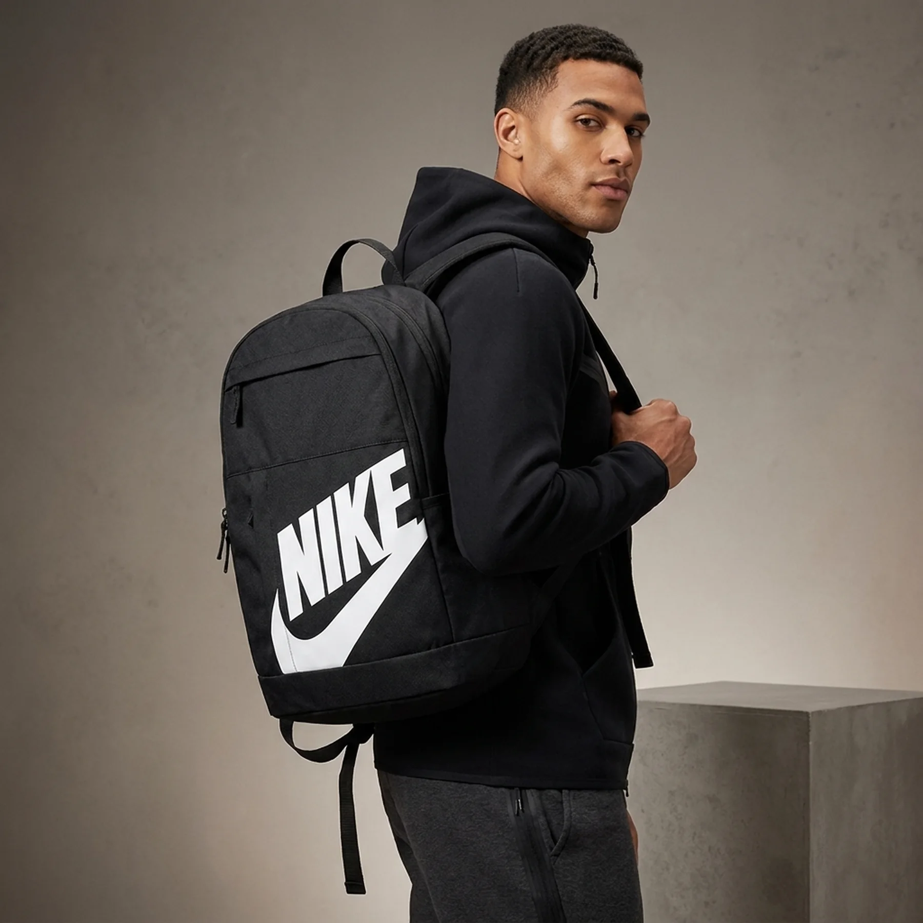 Оригінальний рюкзак Nike Elemental