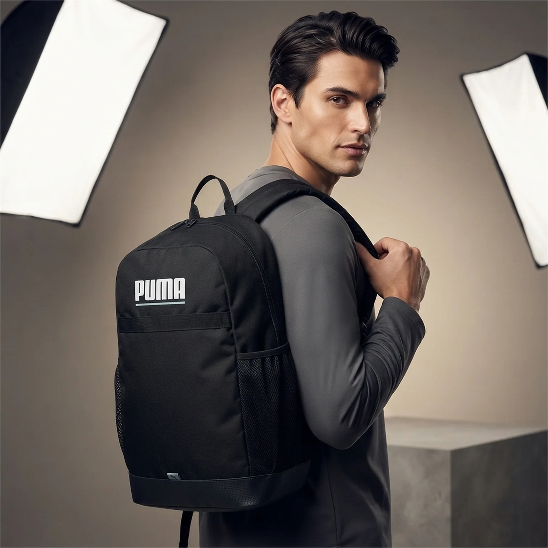 Рюкзак Puma Plus 23л (47х31х17см) 79615-01, black