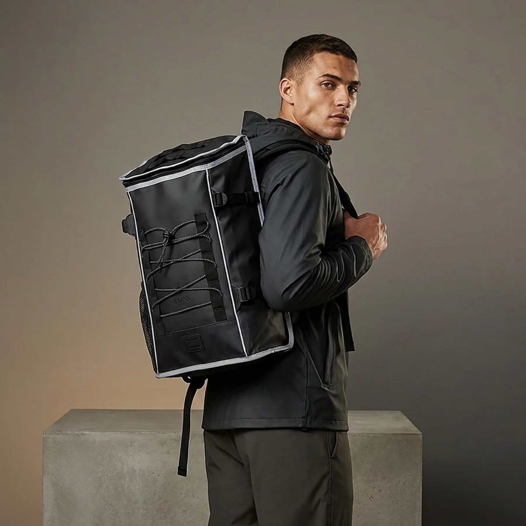 Рюкзак Rains Backpacks