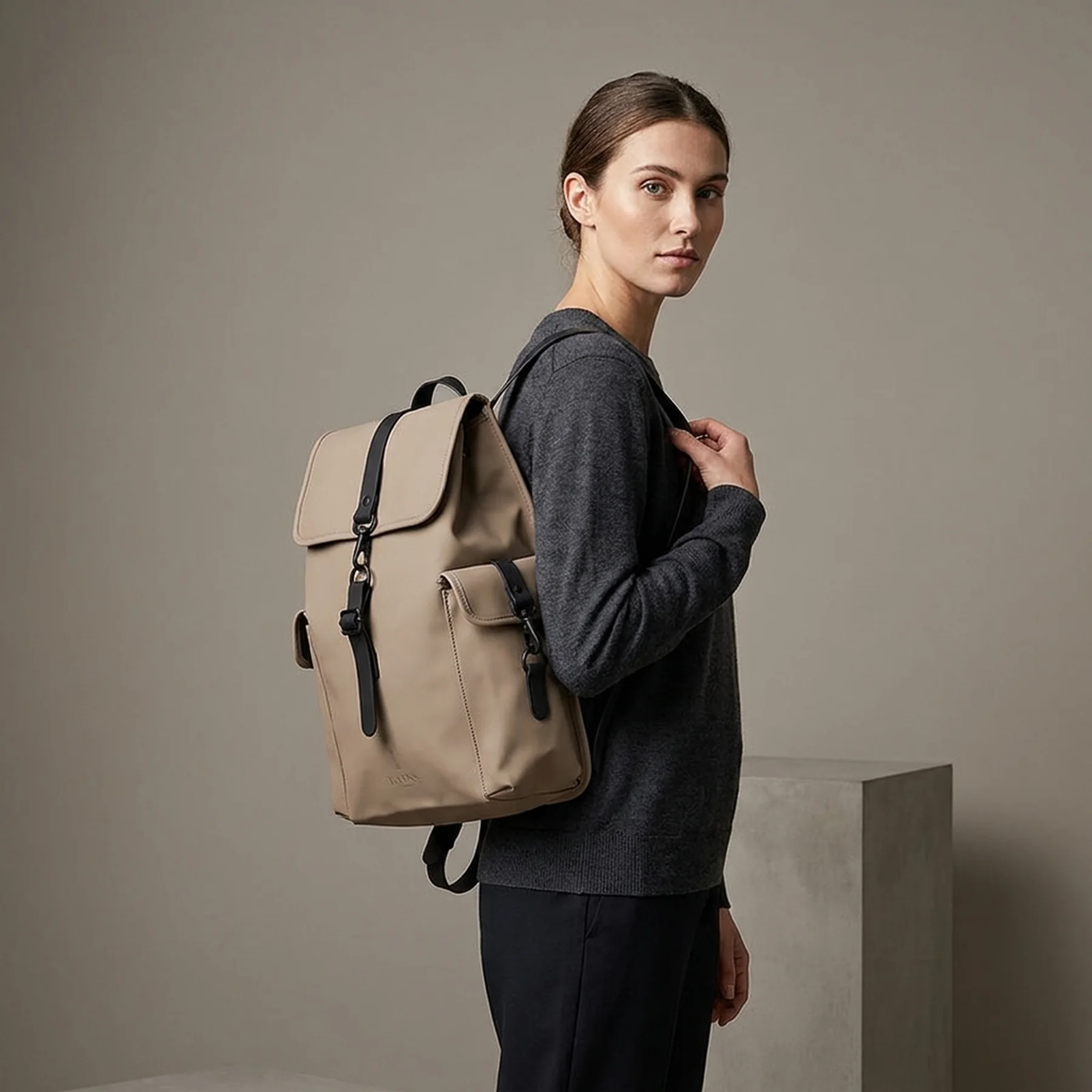 Рюкзак Rains Backpacks