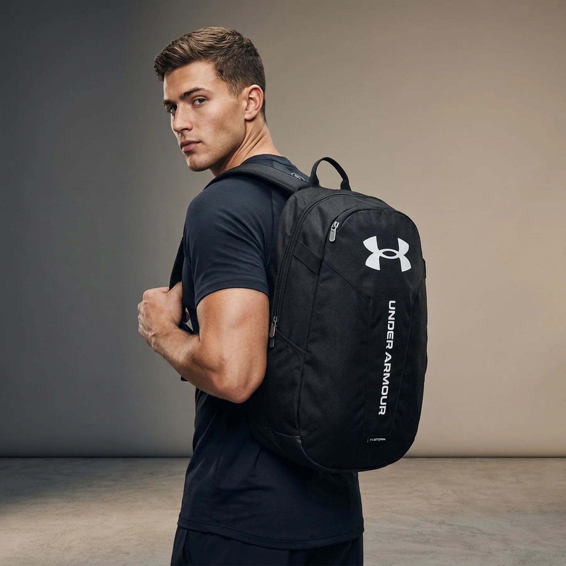 Рюкзак UA Hustle Lite Backpack 1364180-002 Under Armour OSFA Чорний