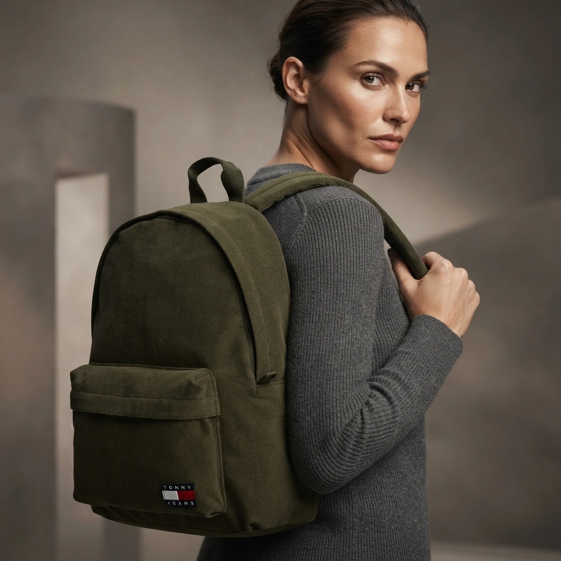 Рюкзак вельветовий Tommy Hilfiger 1159855157 (Зелений One Size)
