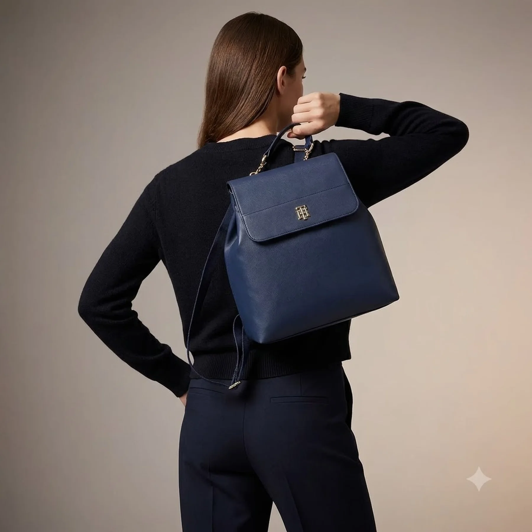 Рюкзак жіночий Camilla II Flap Tommy Hilfiger з екошкіри 1159855245 (Синій One size)