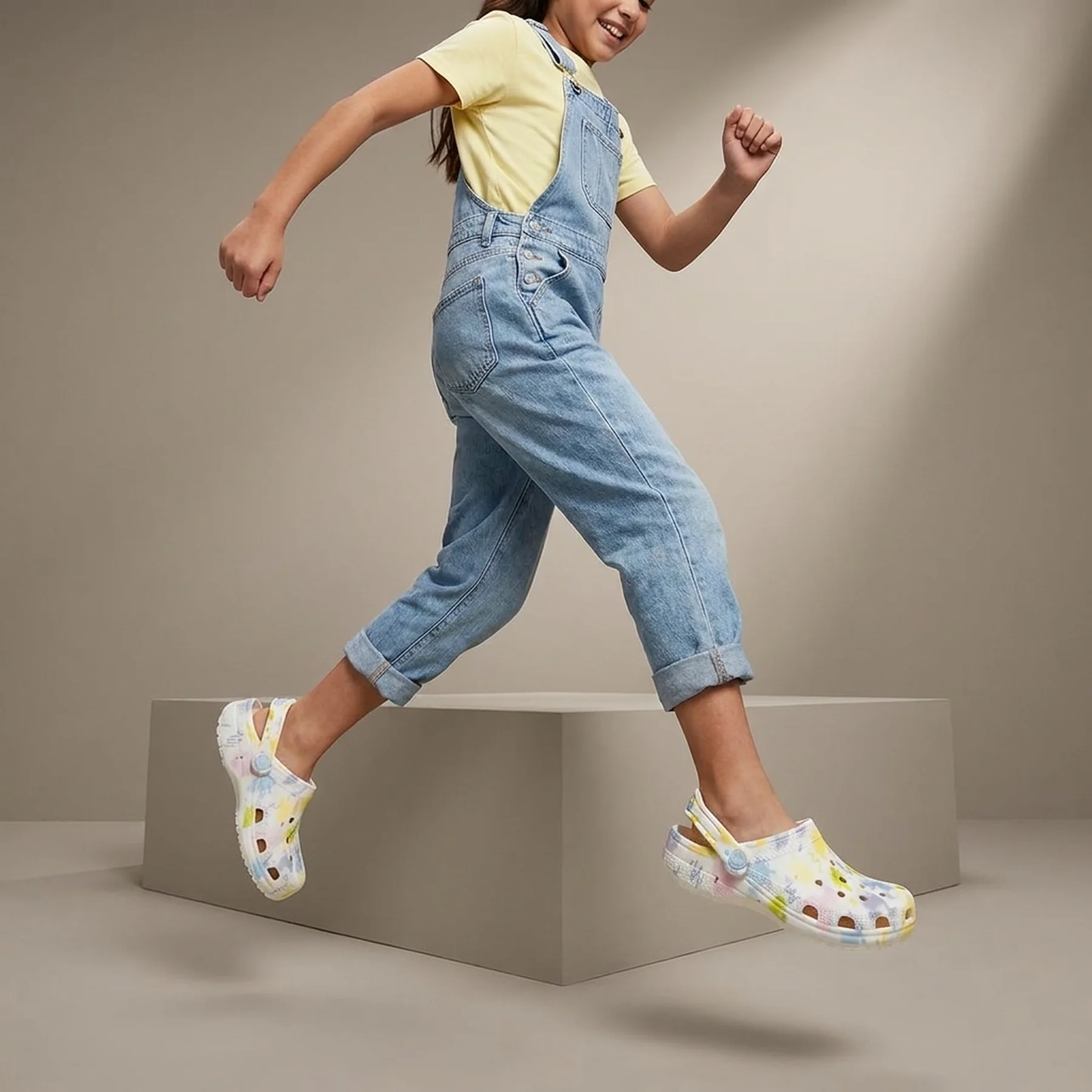 Сабо підліткові Classic Pastel Pets Clog K Chk 210995-0WV-Chalk CROCS J1 (32-33) Білий
