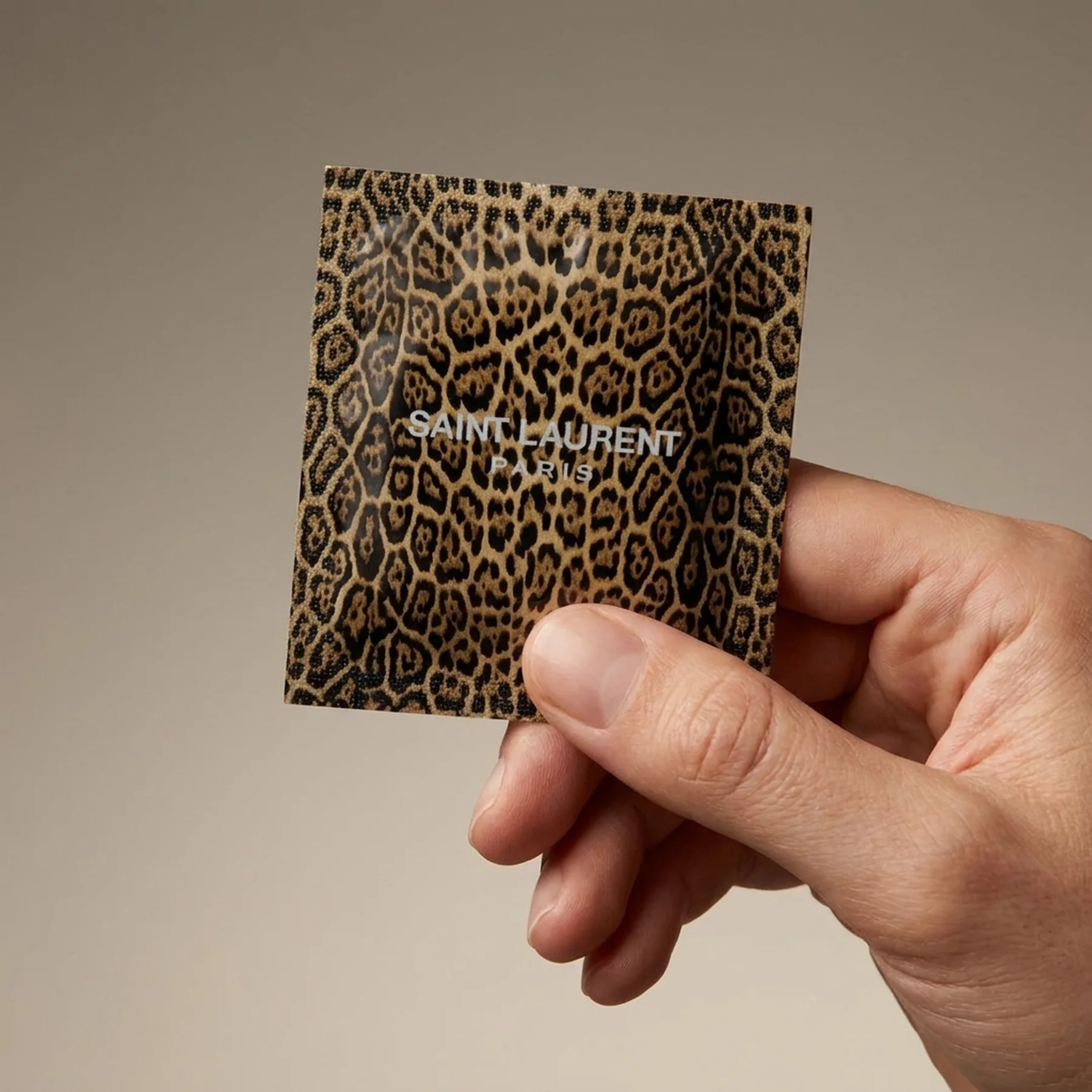 Аксесуар Saint Laurent Condom Leopard