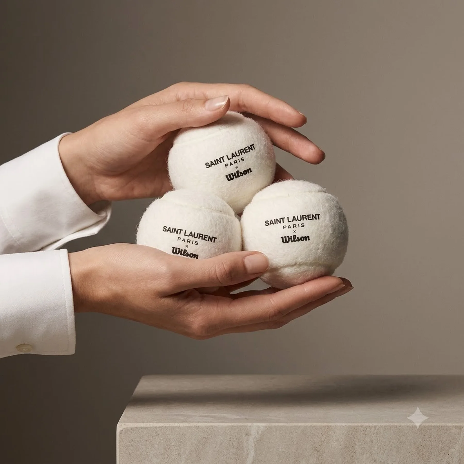 Тенісні мʼячі Saint Laurent/Wilson Tennis Balls