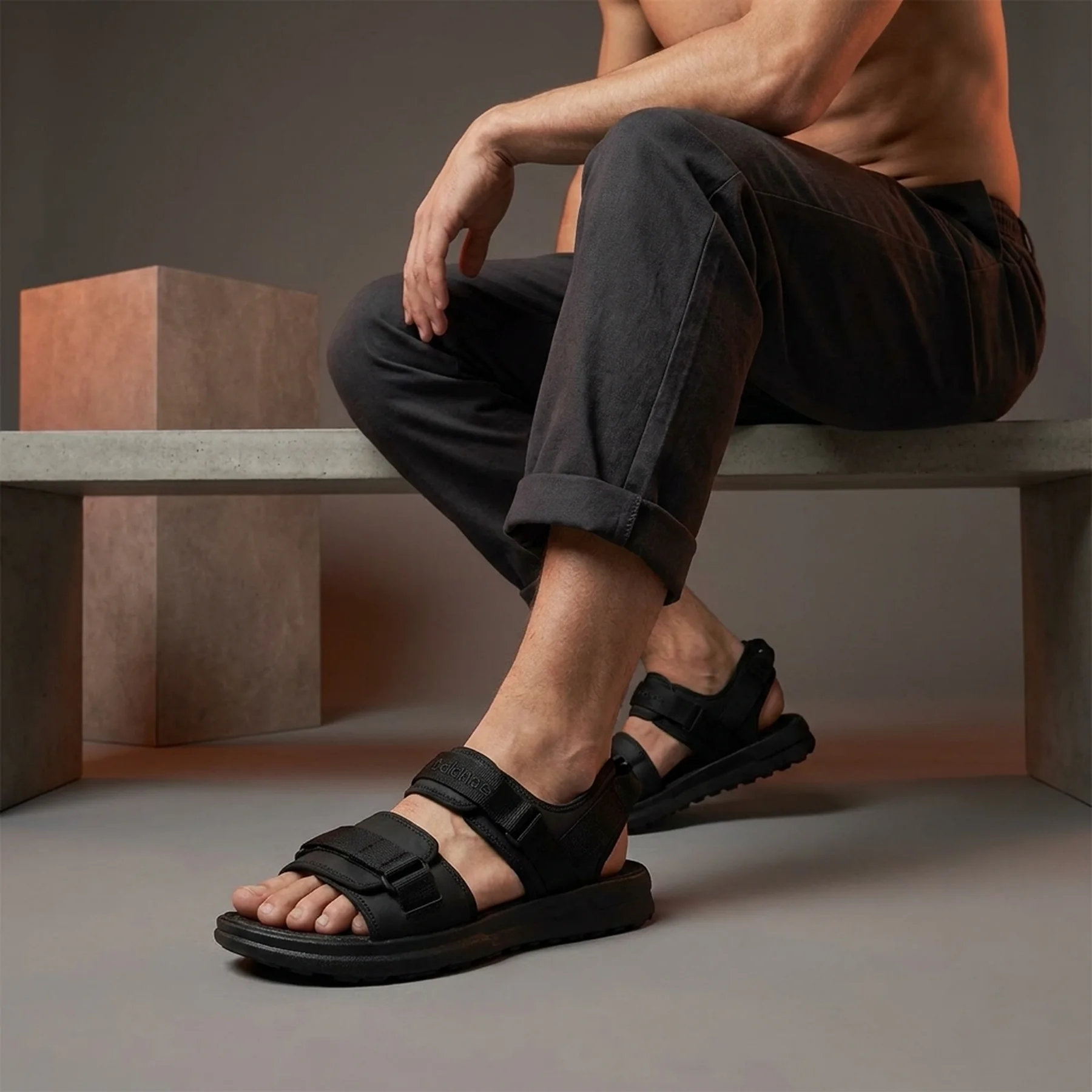 Сандалі чоловічі New Balance 250 (SUA250K1)